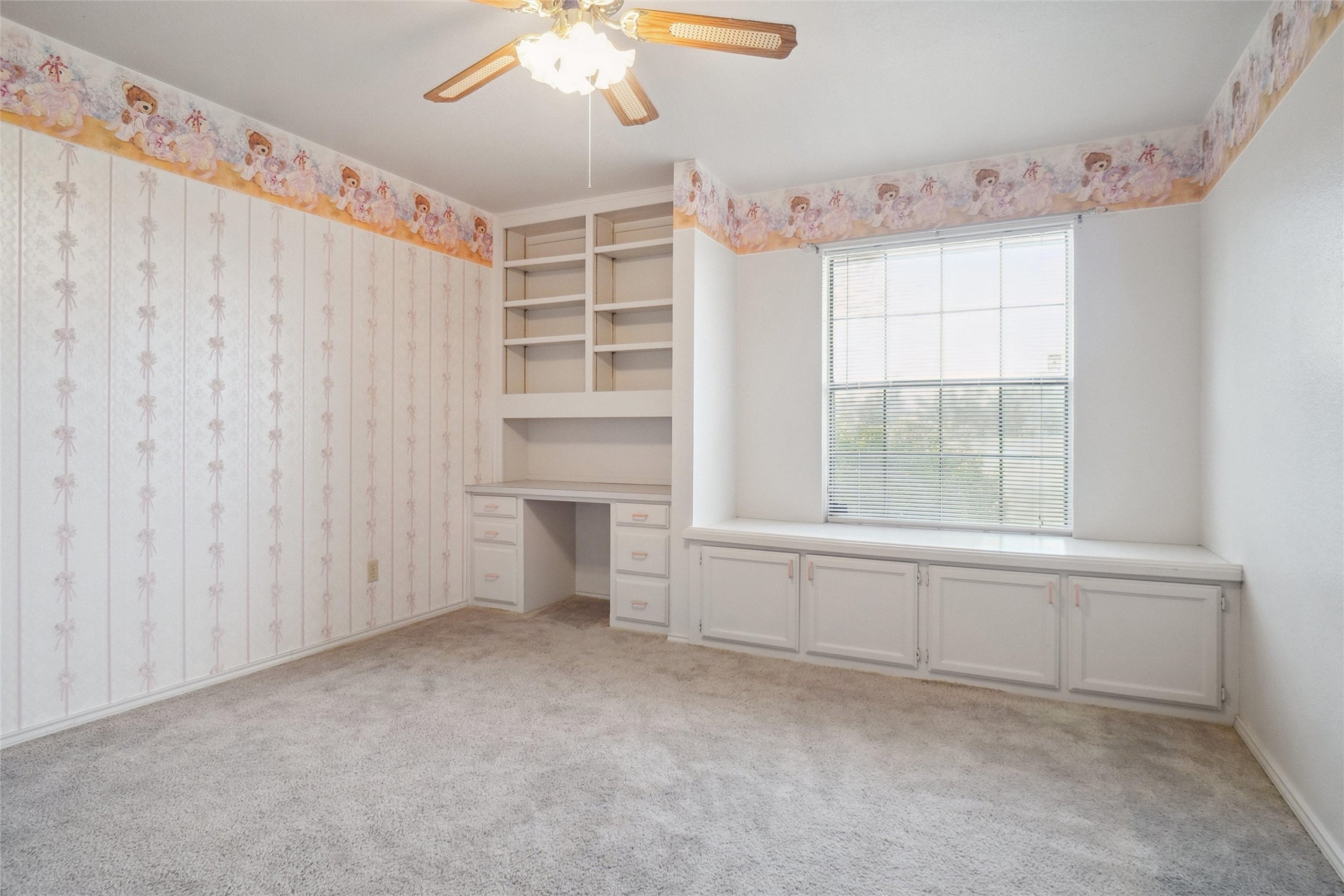 169 Private Road 4611