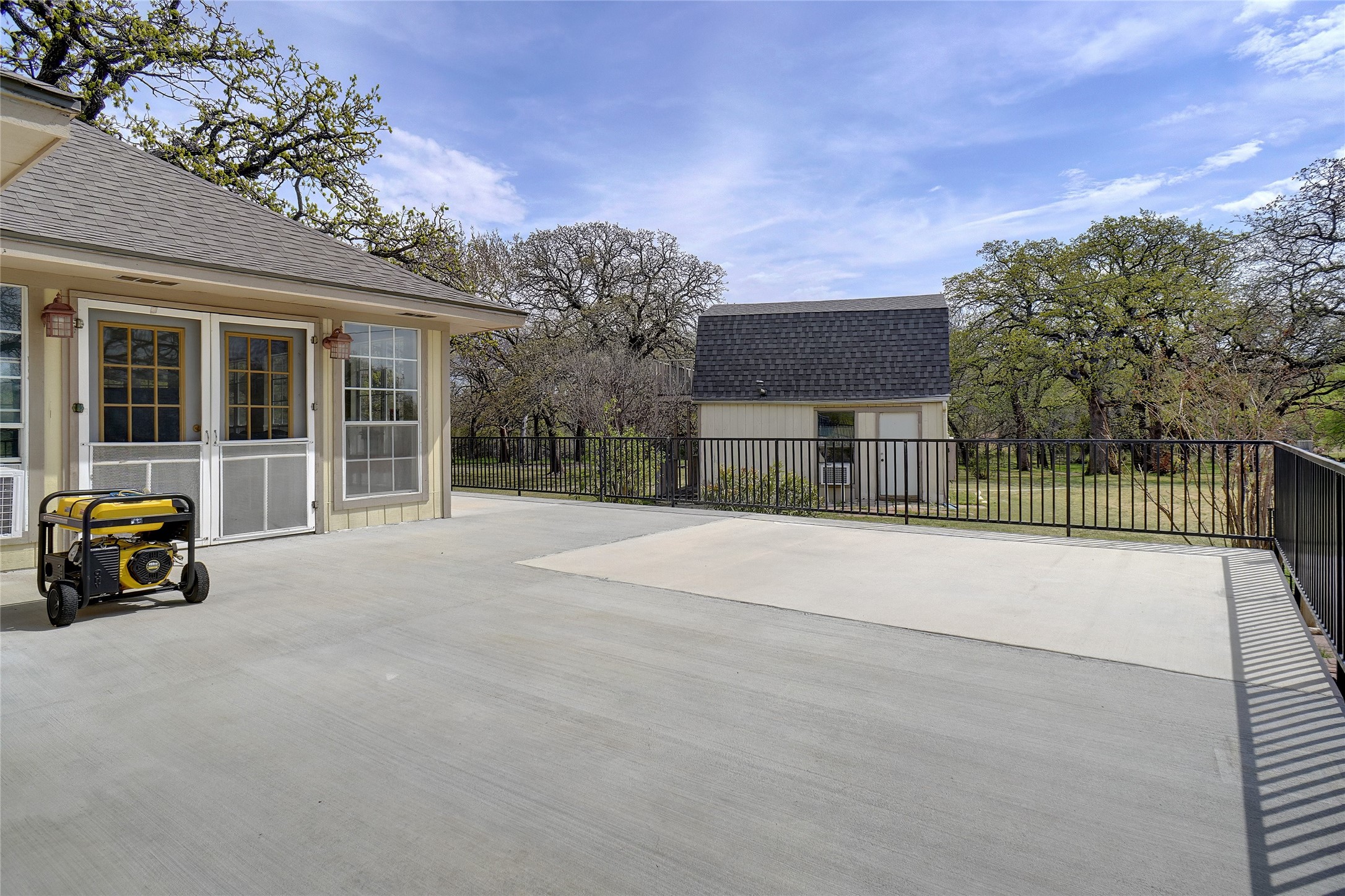 169 Private Road 4611