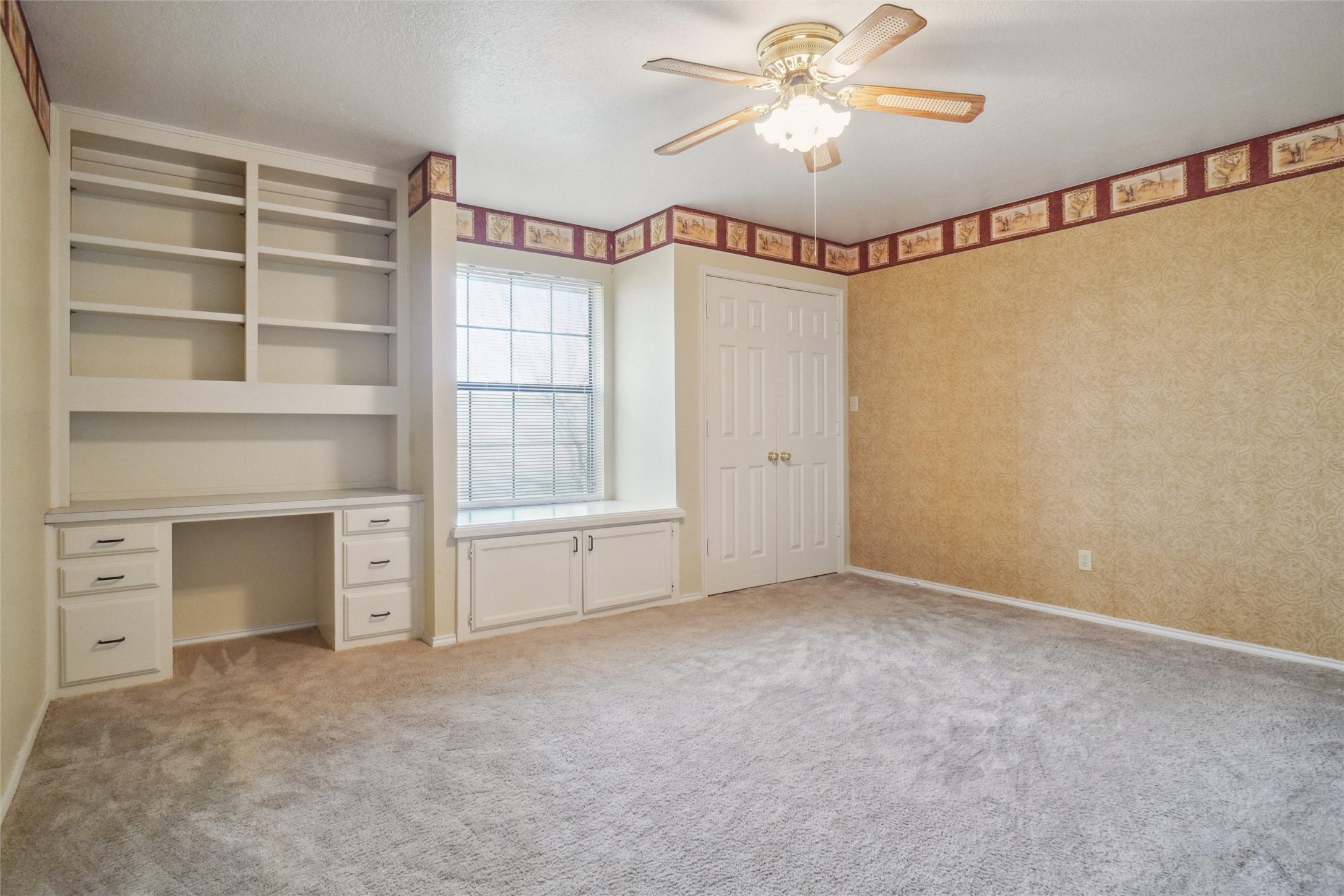 169 Private Road 4611