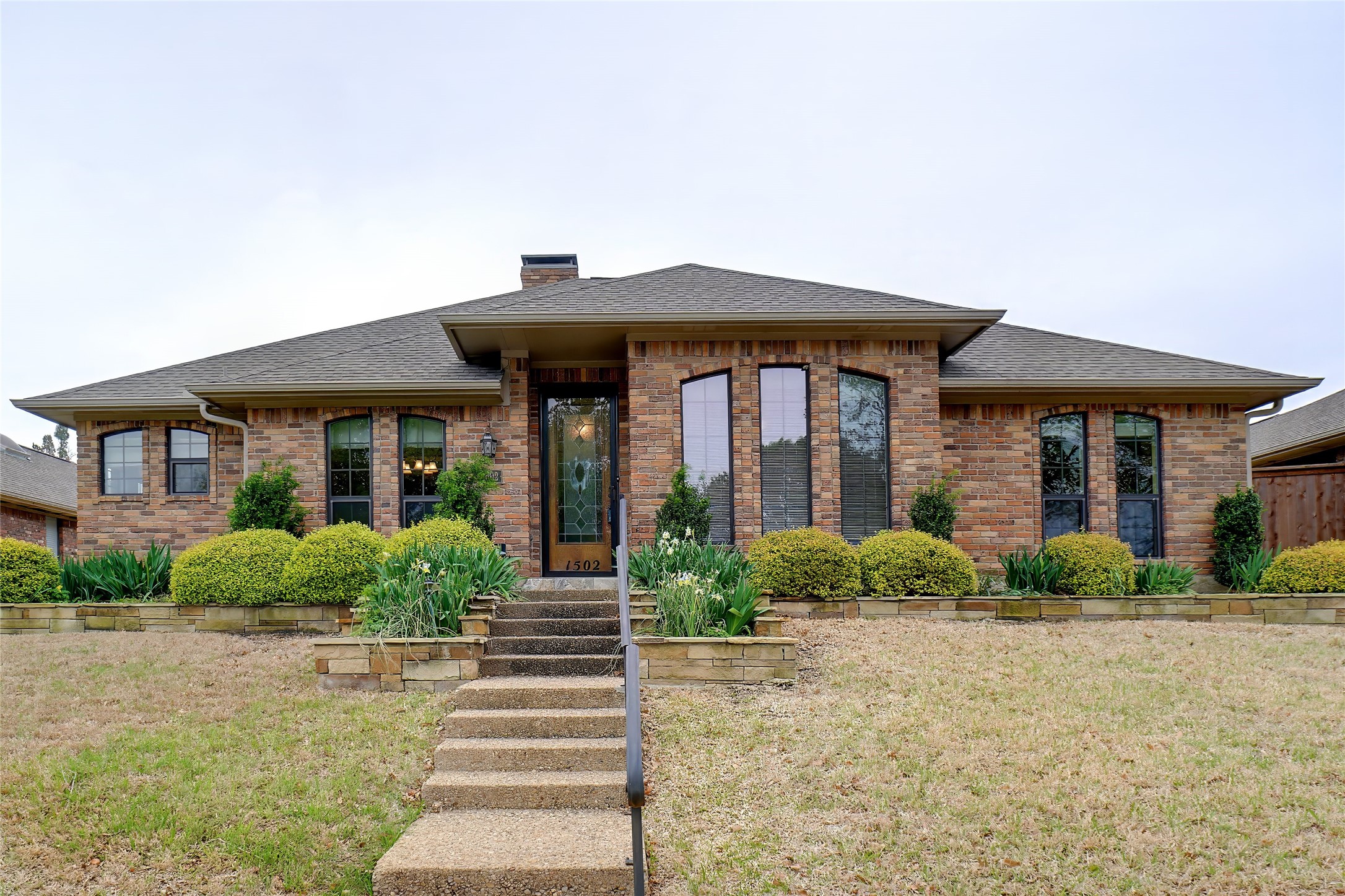 1502 Sunnyslope Drive