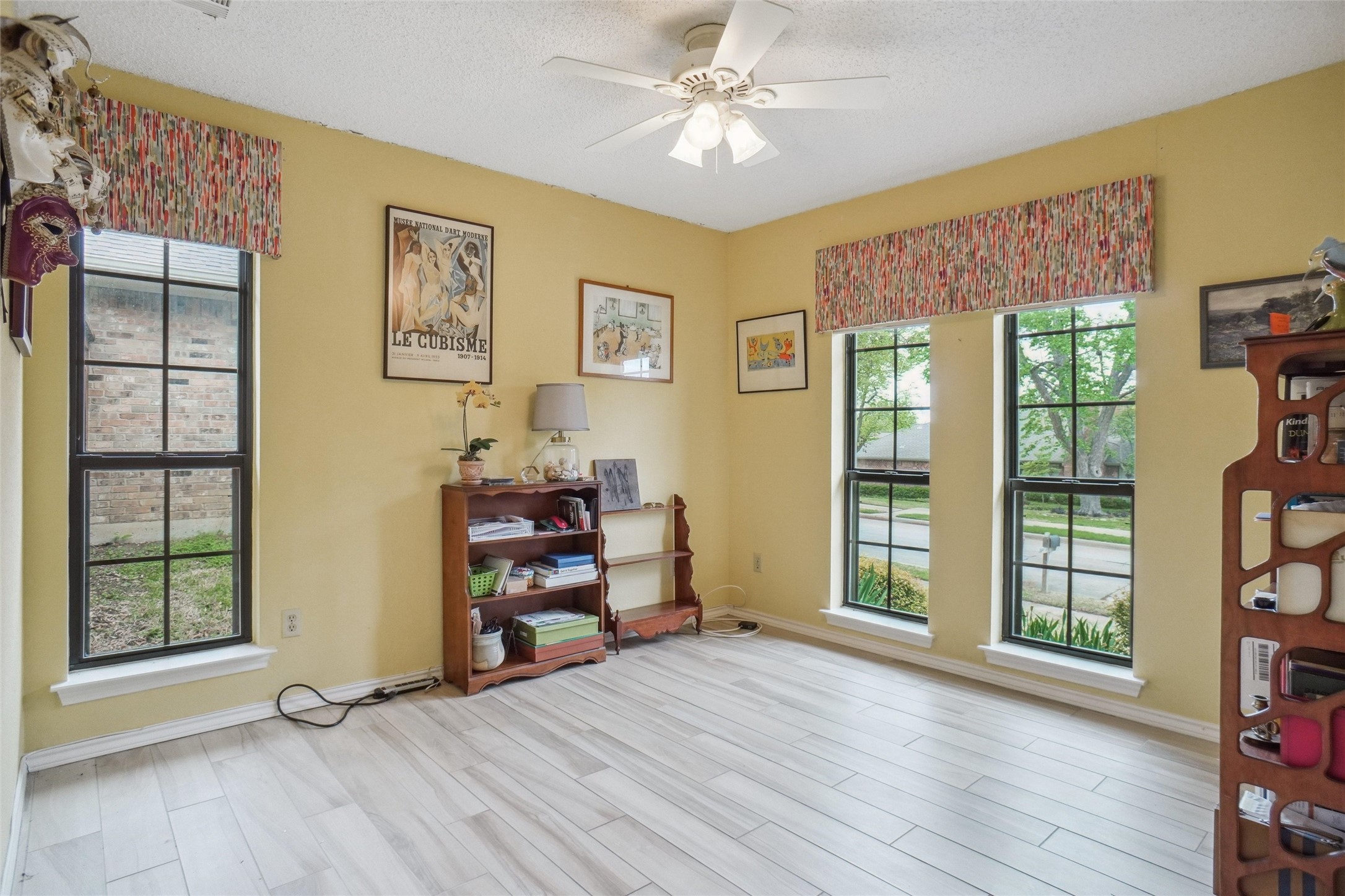1502 Sunnyslope Drive