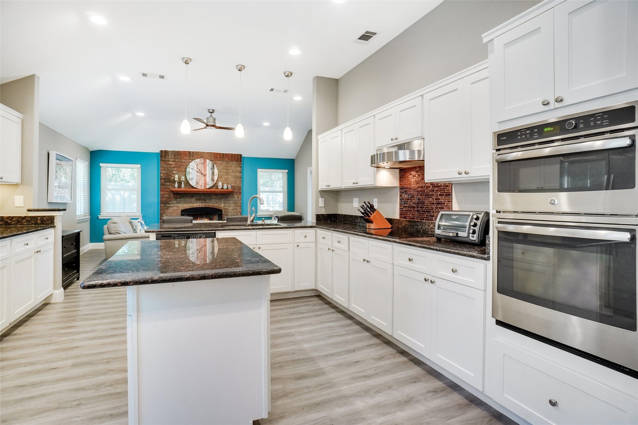 430 Spanish Moss Court