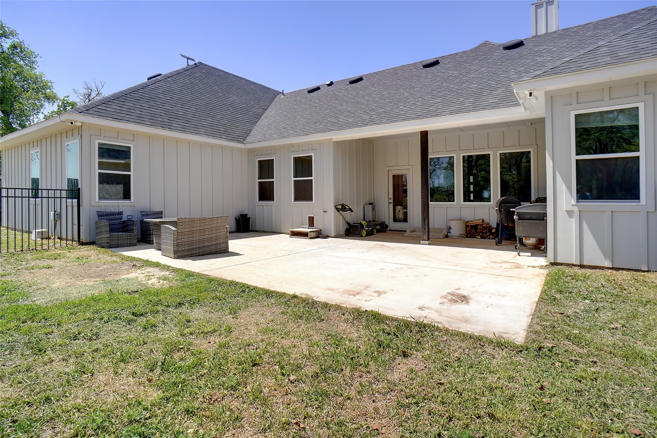 212 Zebrastone Way