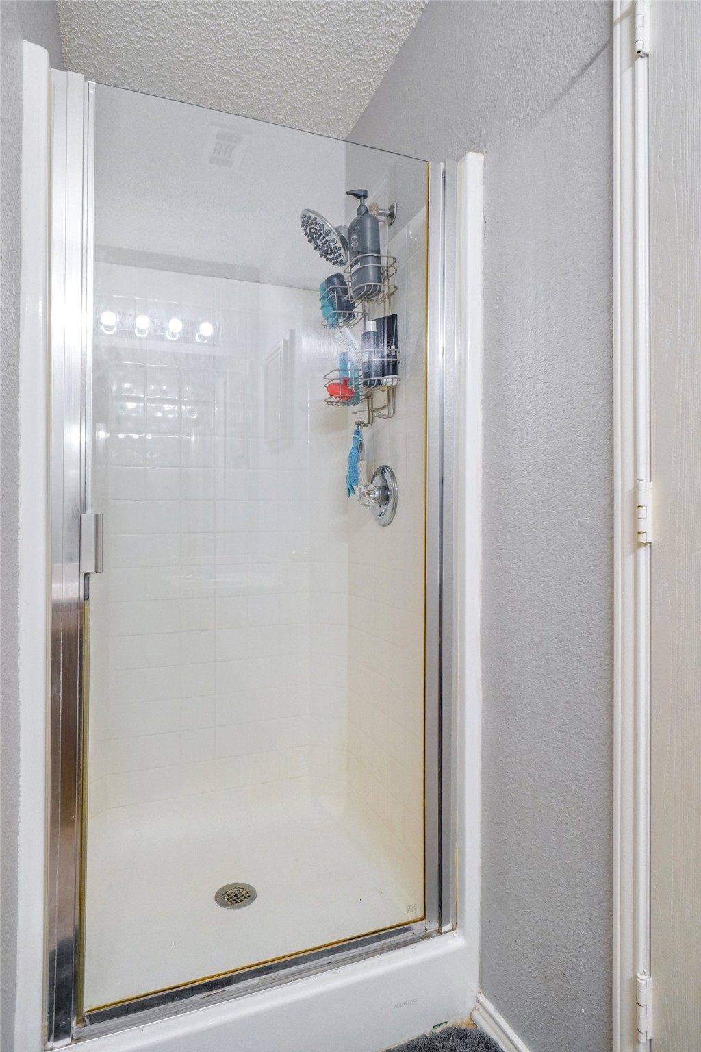 5012 Marina Del Road