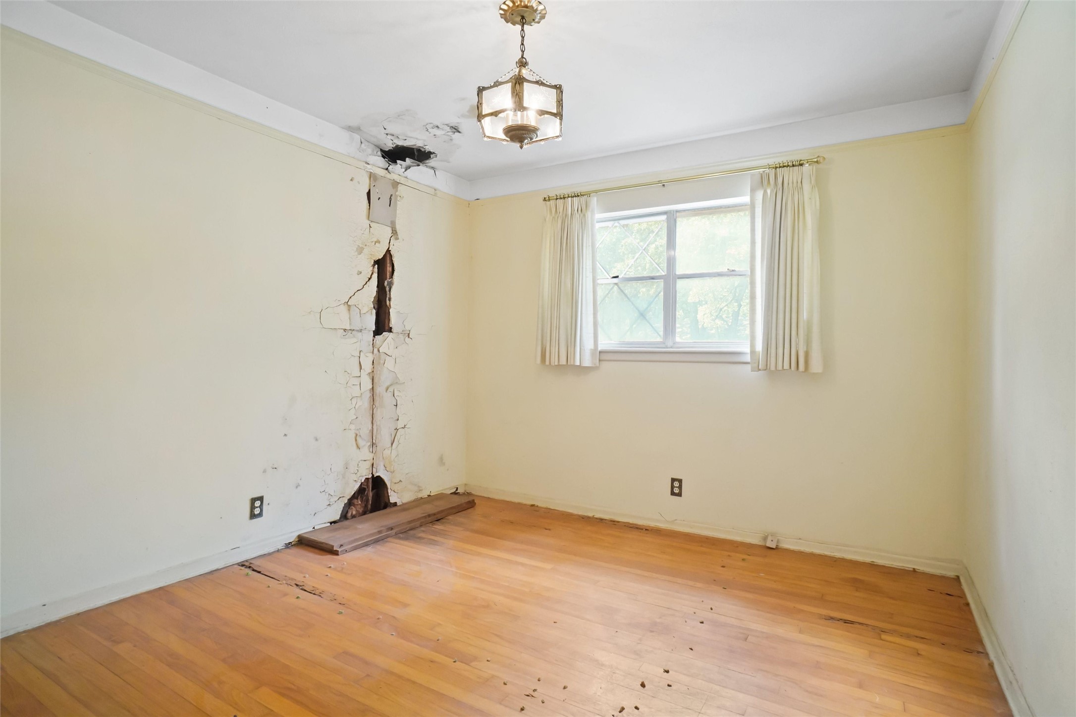 520 Circleview Drive S