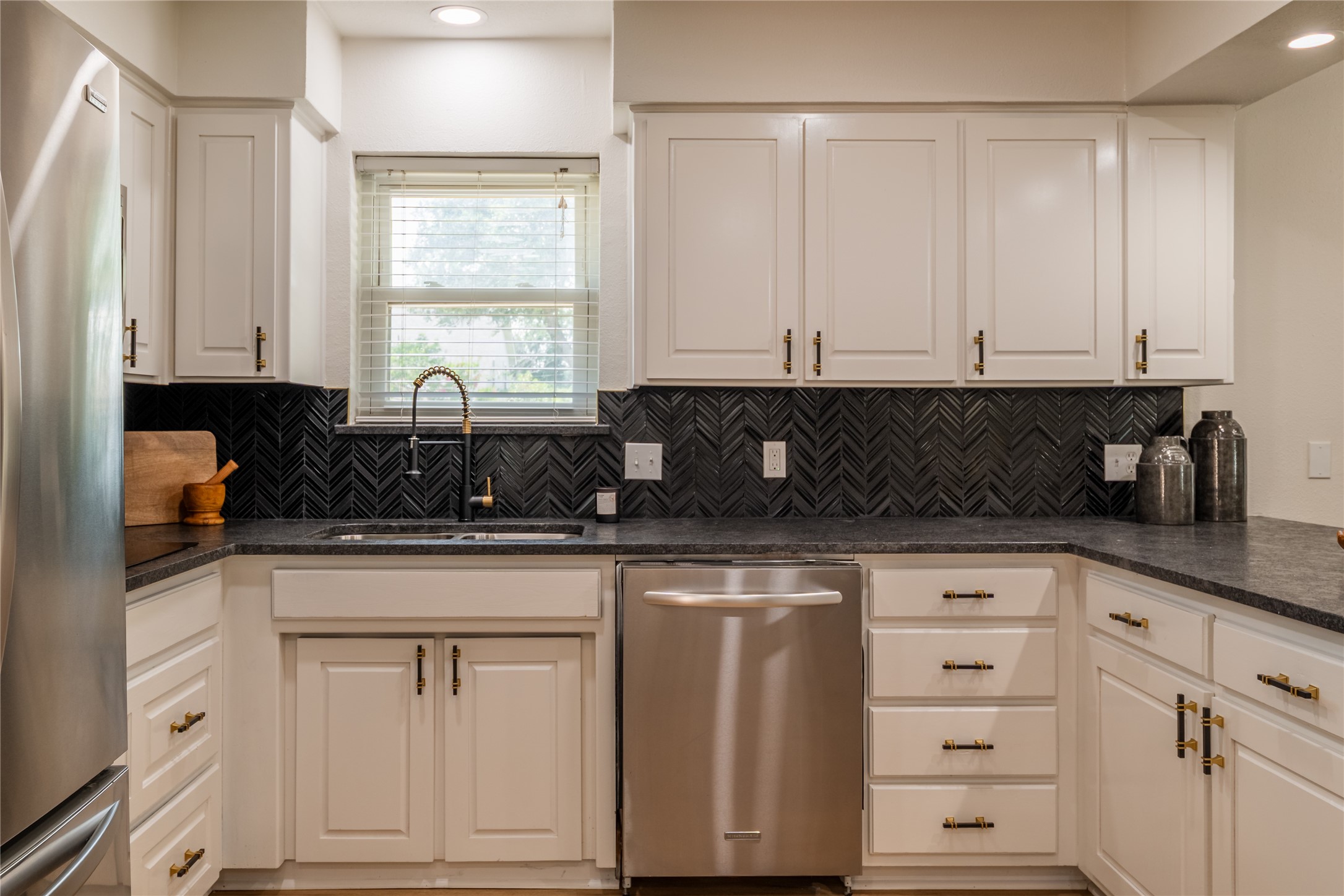 2052 Parkridge Drive