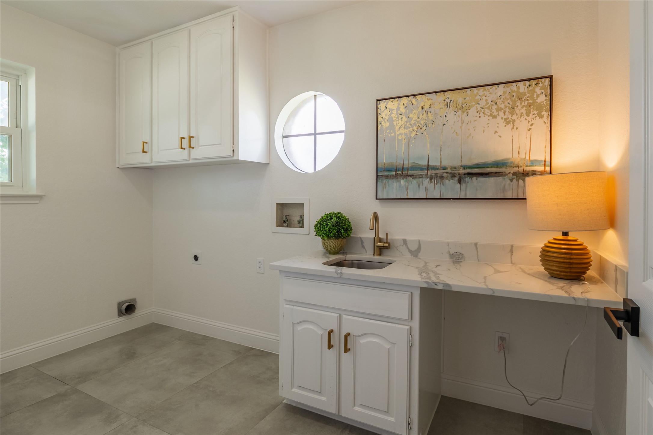 2052 Parkridge Drive