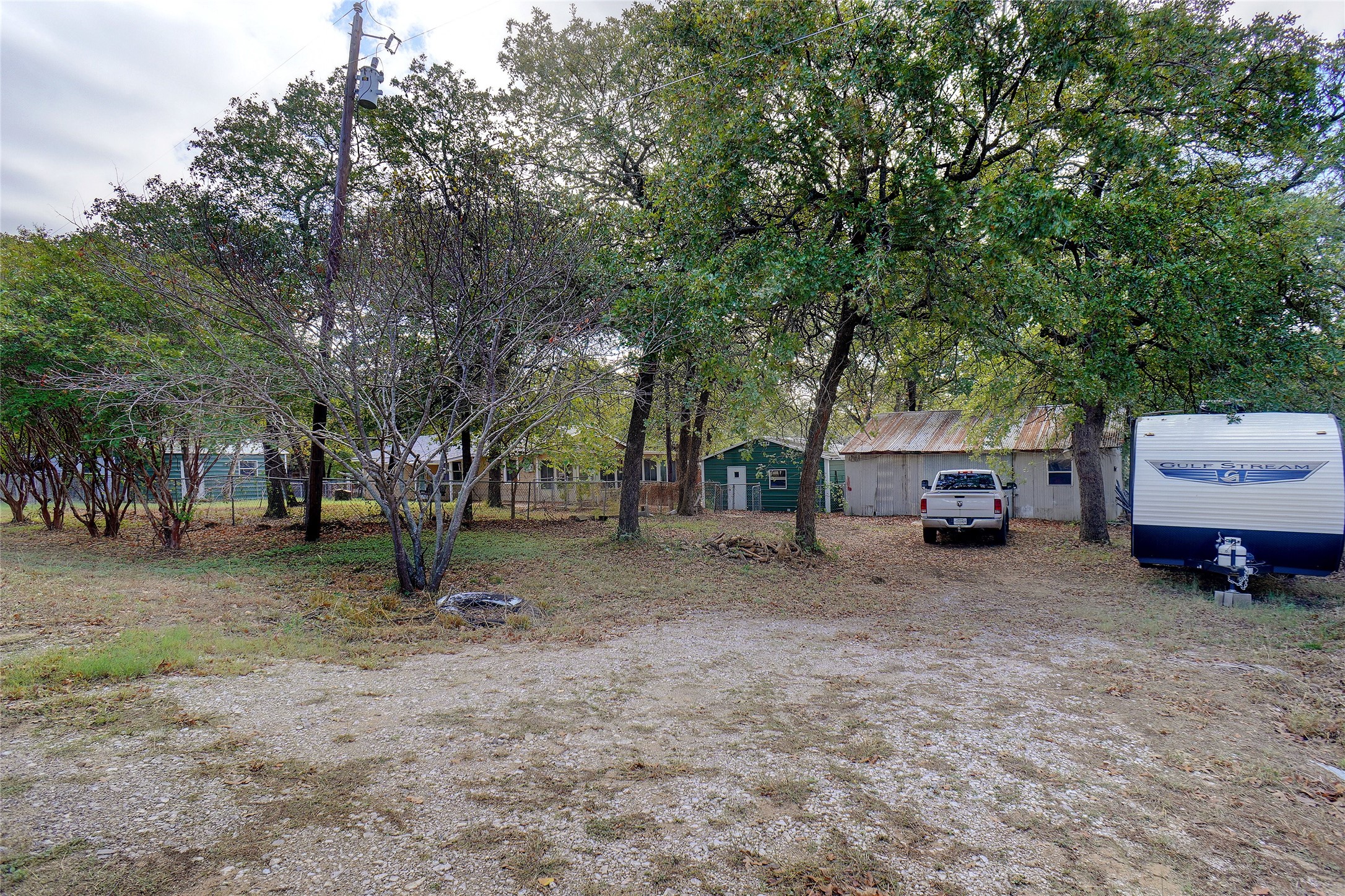 1060 Forest Oaks Street