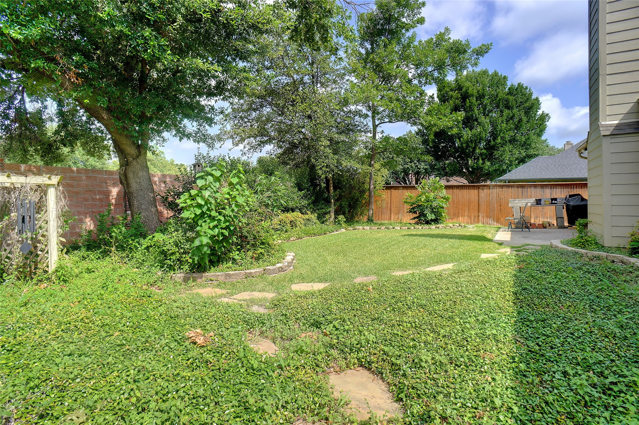 448 Shade Tree Circle