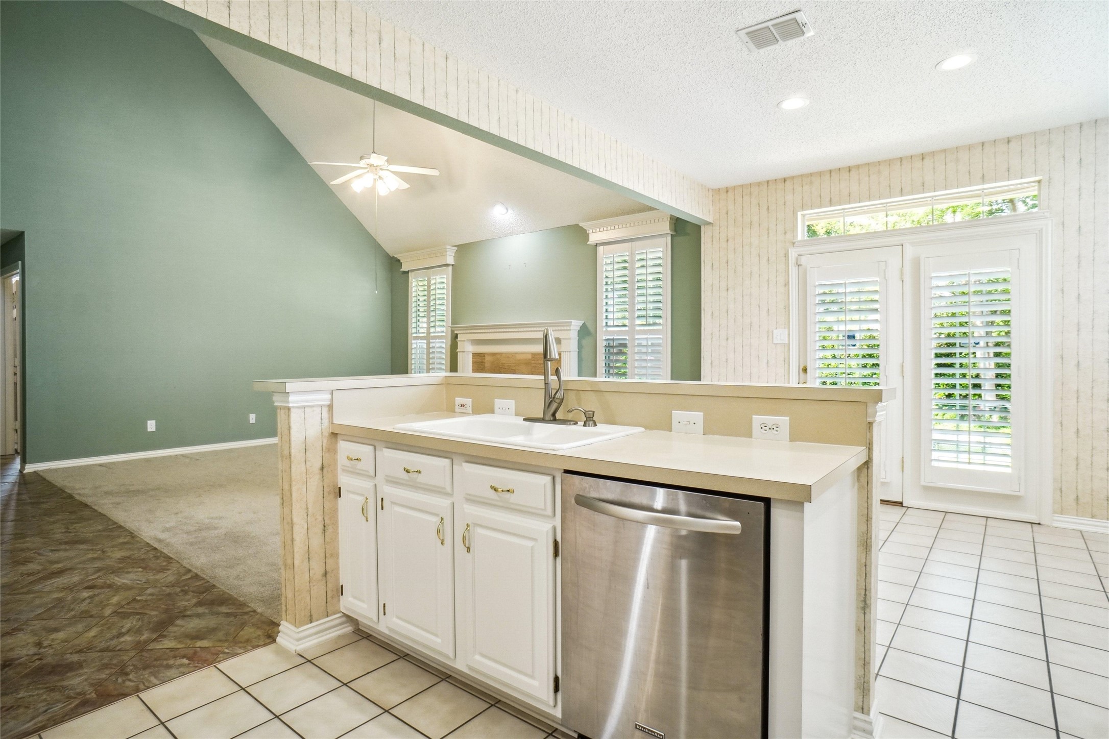 448 Shade Tree Circle