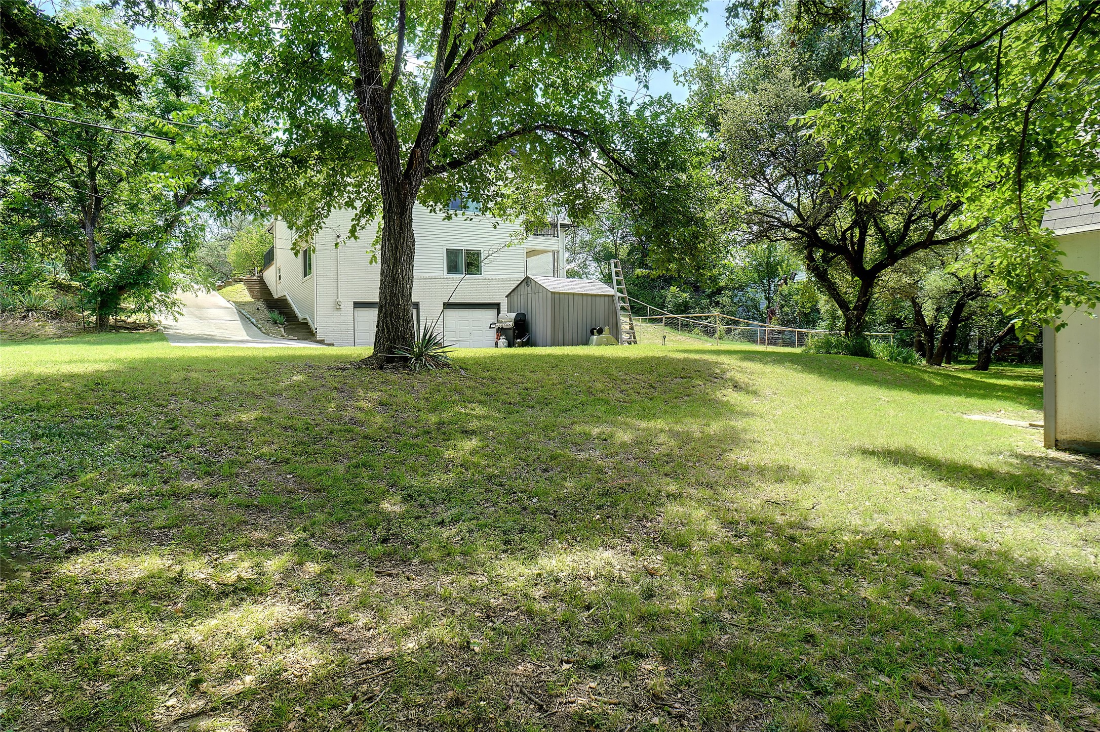 110 Vanshire Road W