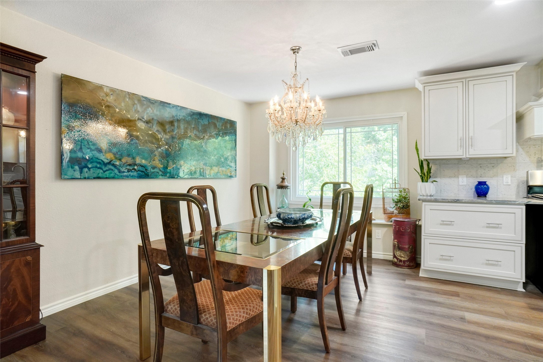110 Vanshire Road W