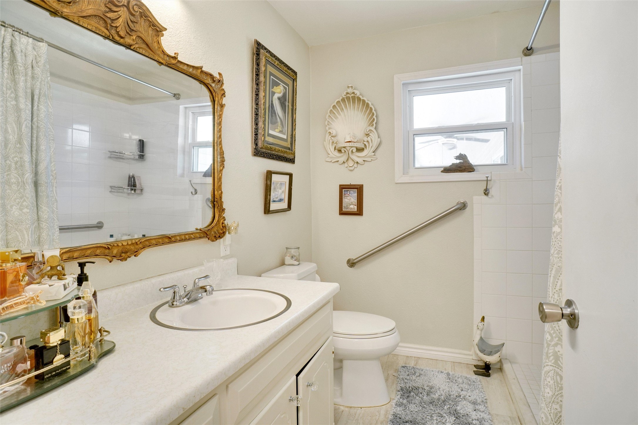 110 Vanshire Road W