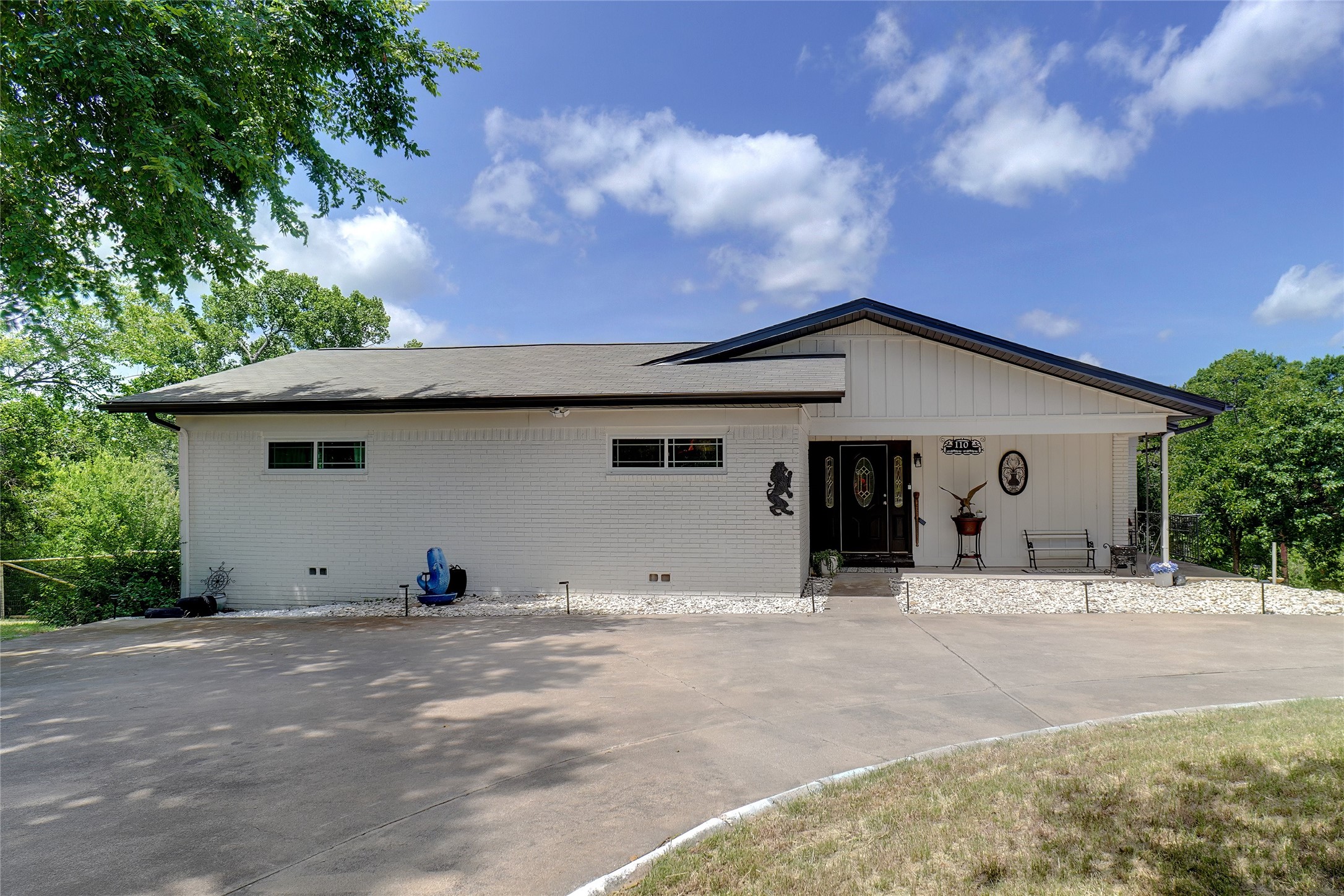 110 Vanshire Road W