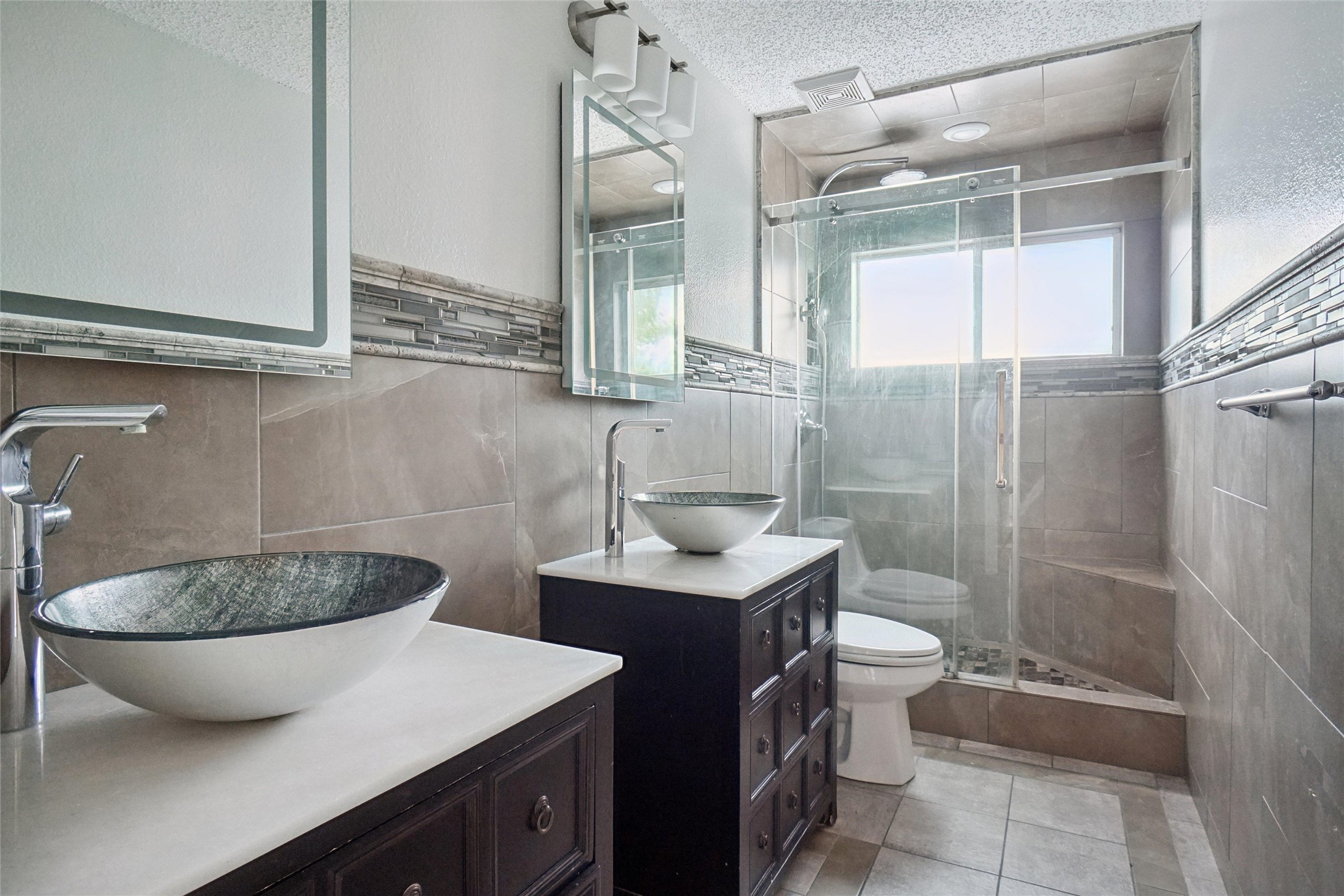 2337 San Gabriel Drive