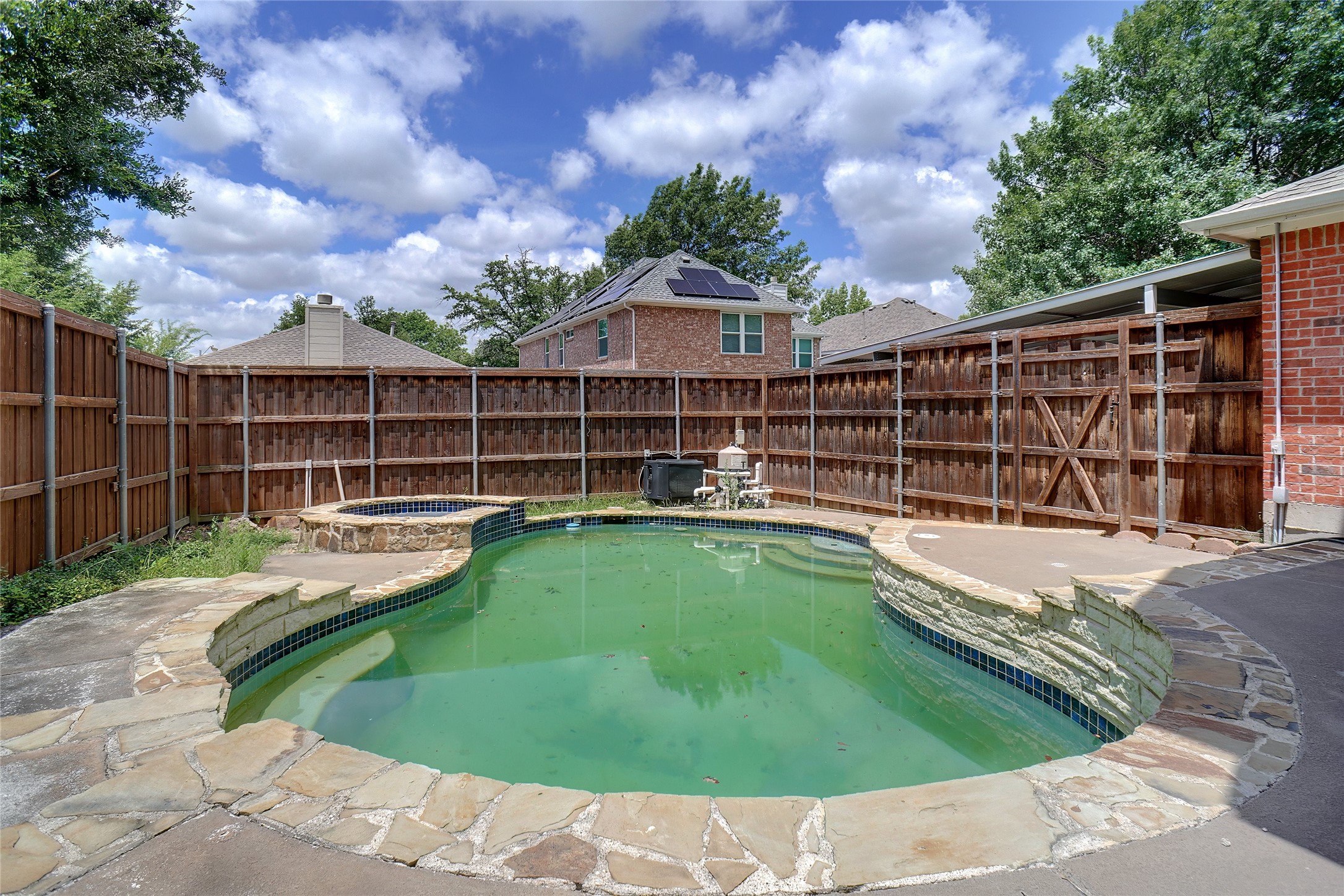 2337 San Gabriel Drive