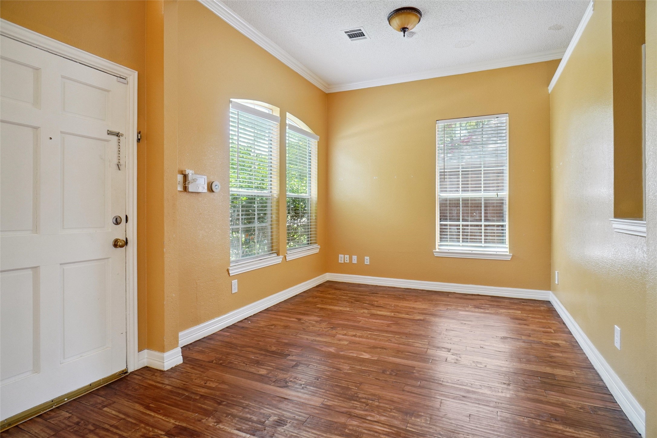 2337 San Gabriel Drive