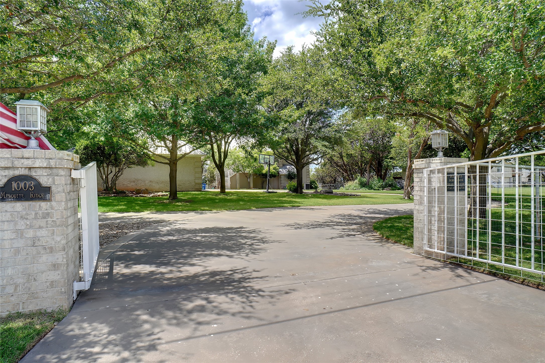 1003 Mesquite Ridge