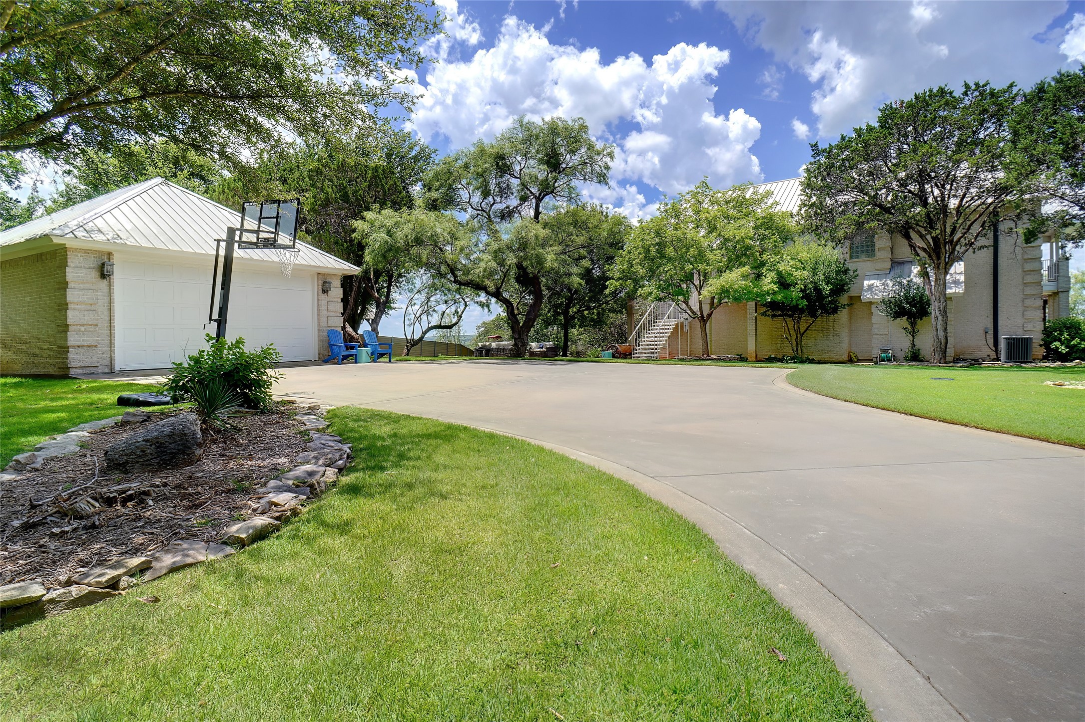 1003 Mesquite Ridge