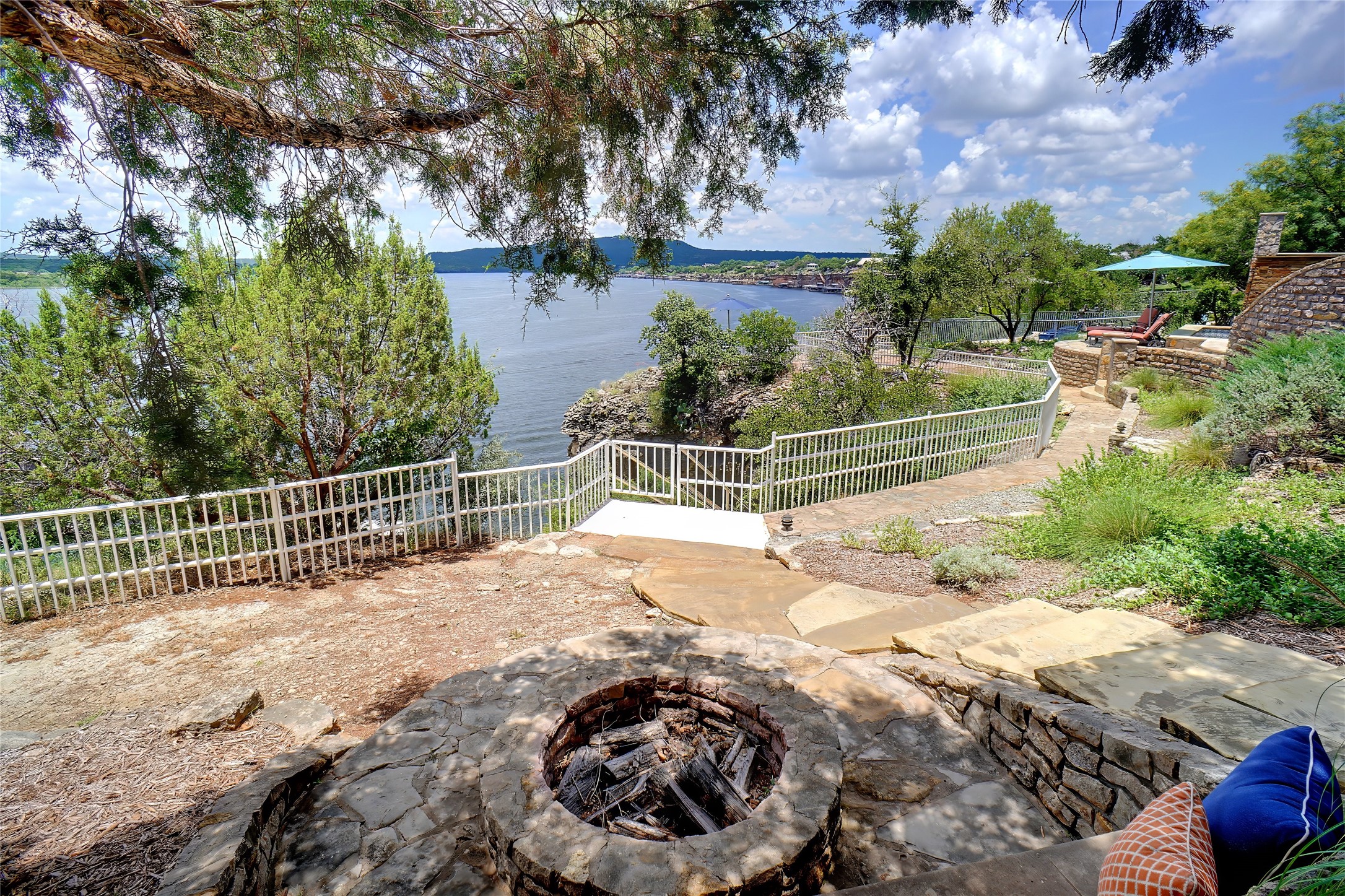 1003 Mesquite Ridge