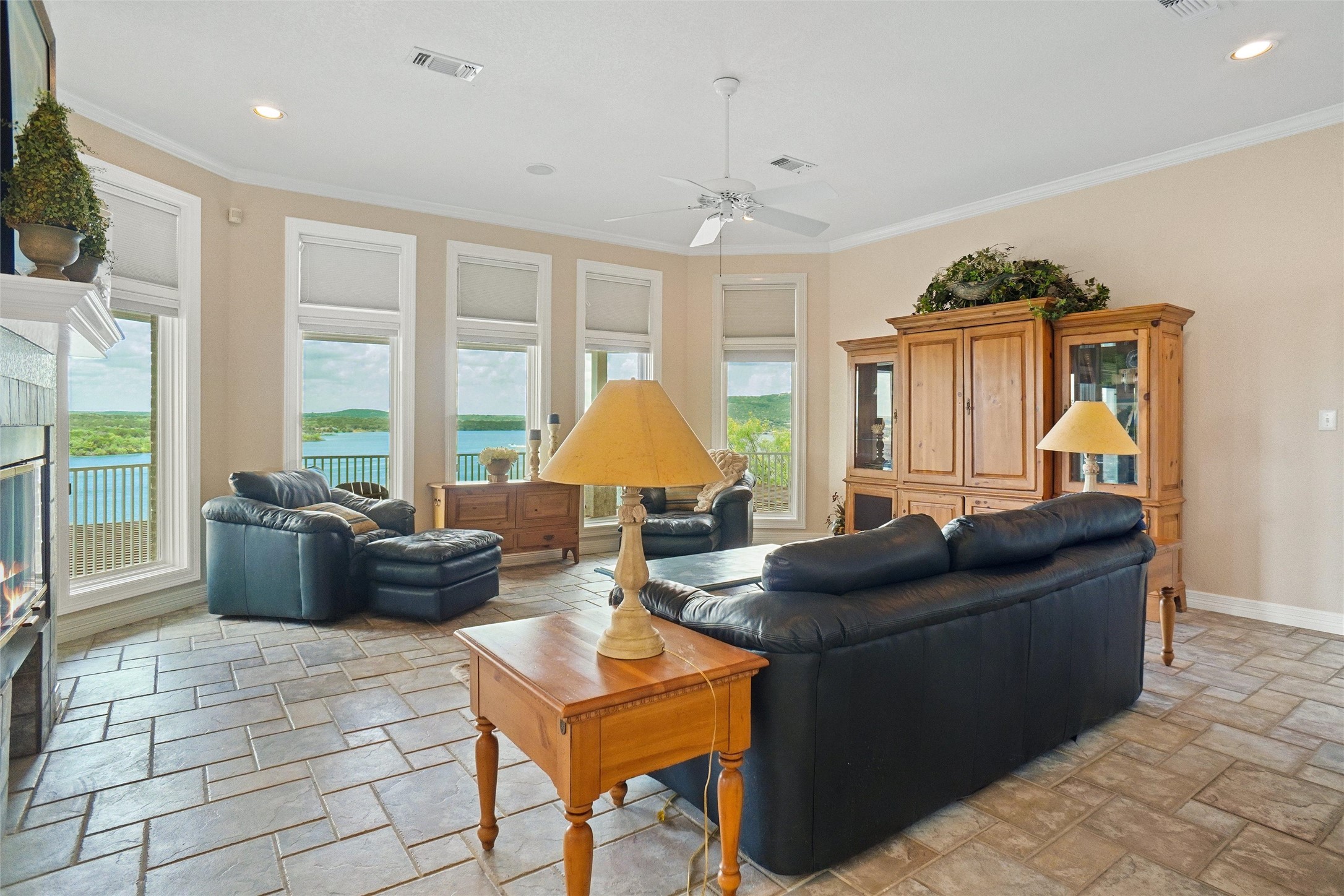 1003 Mesquite Ridge