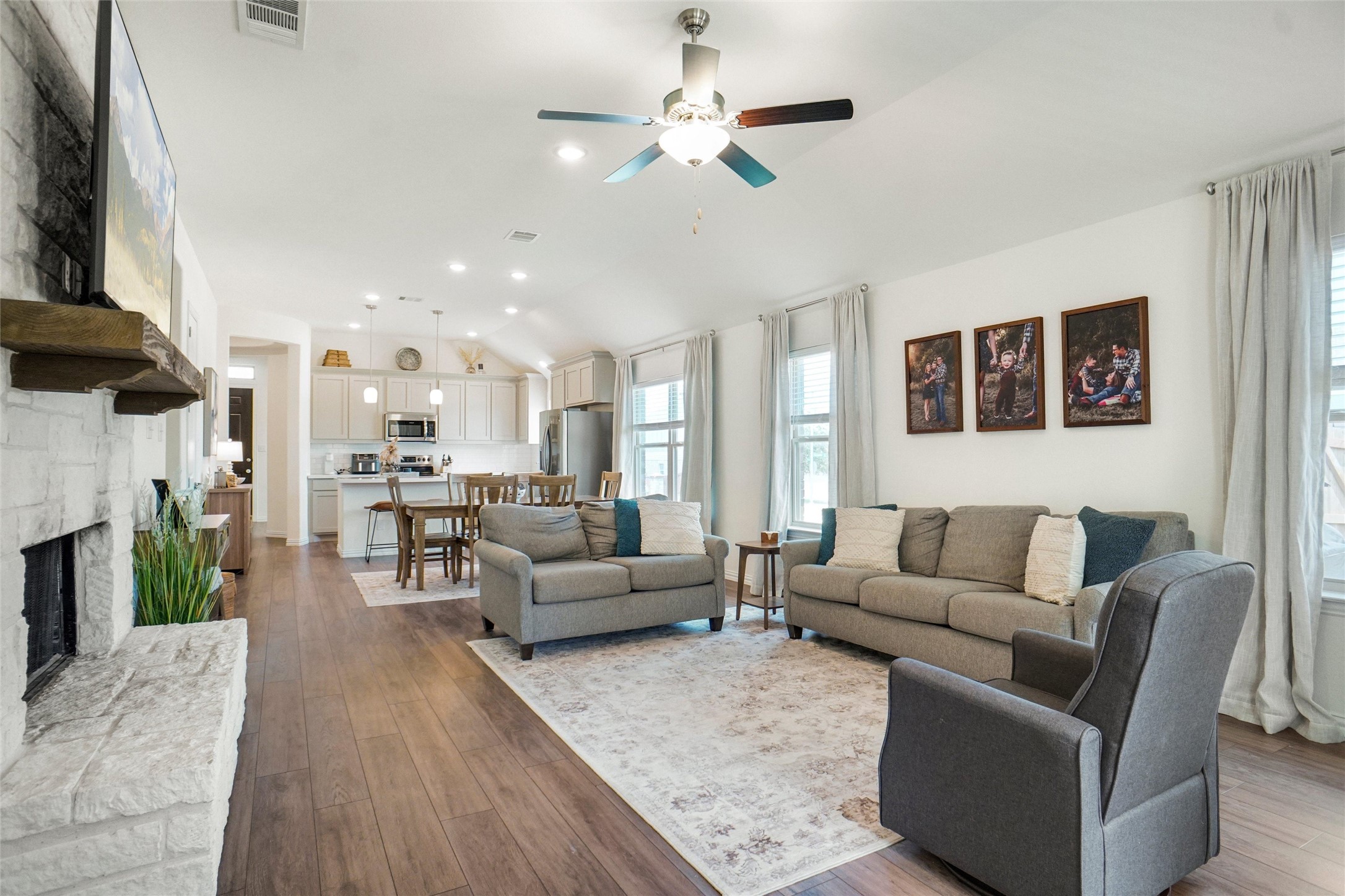 12645 Viewpoint Lane