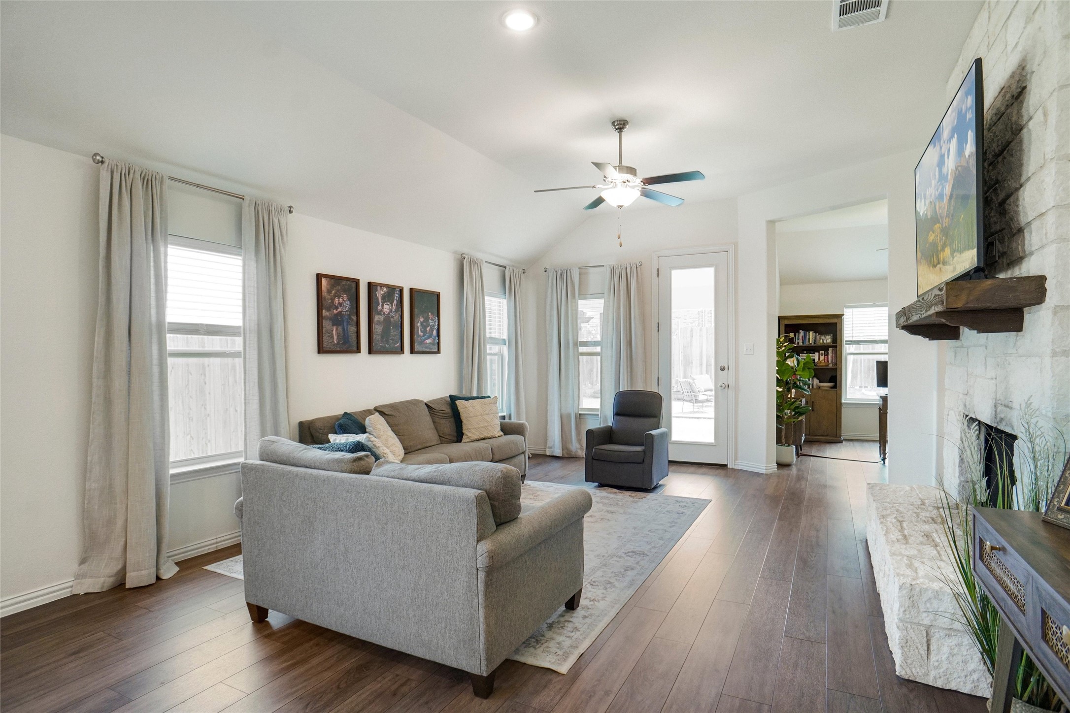 12645 Viewpoint Lane