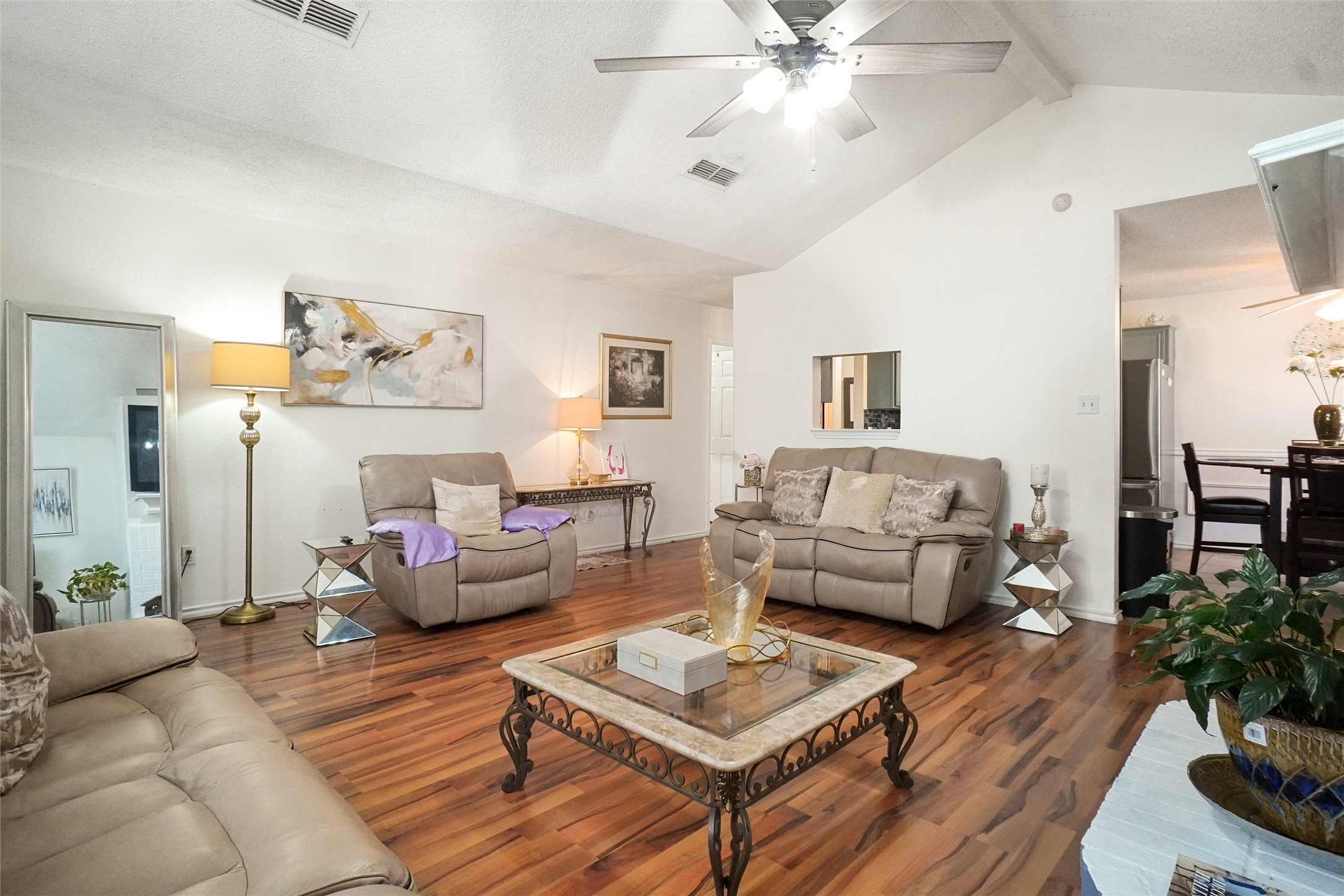 1900 Cedar Tree Drive