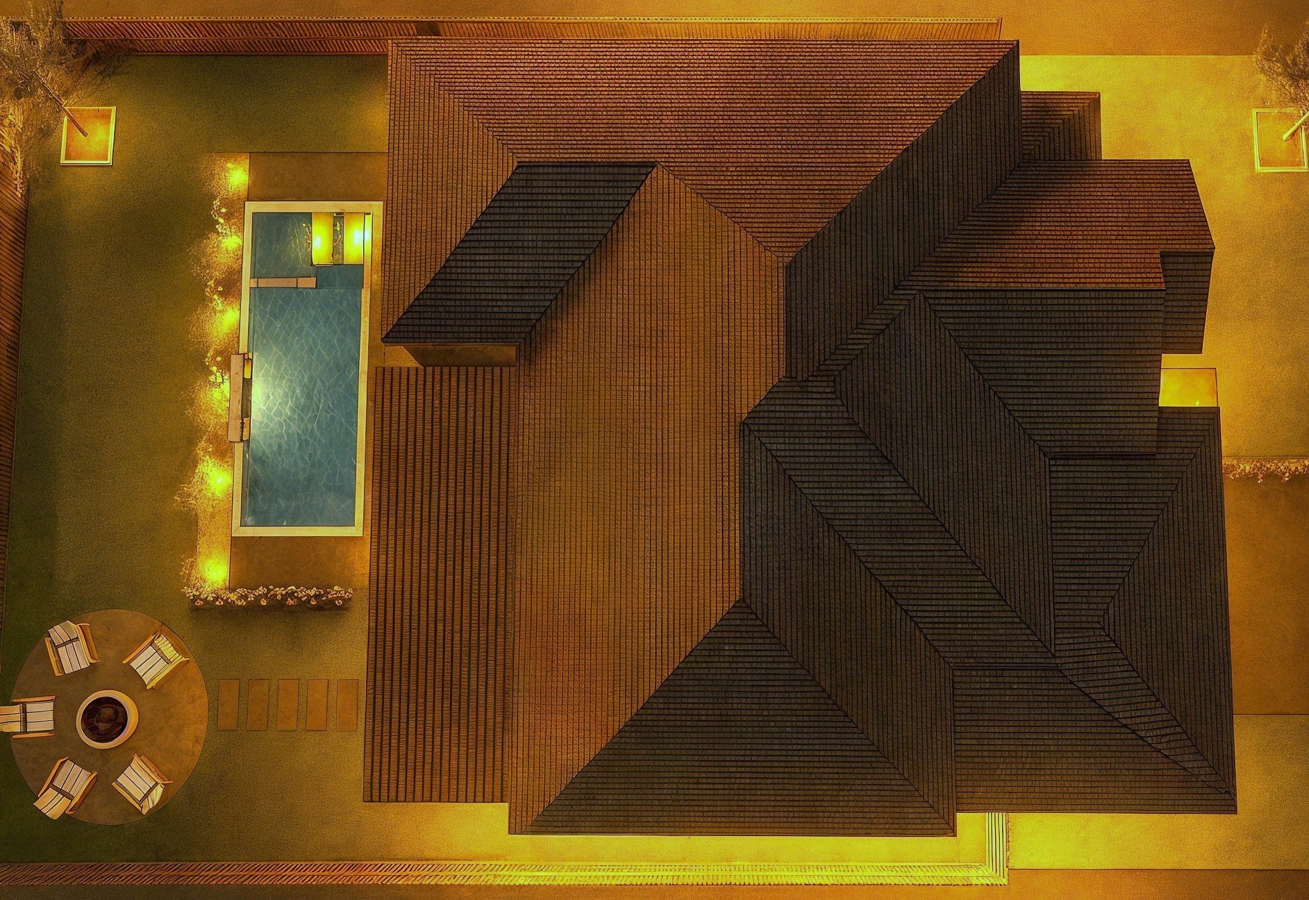 1852 Highland Drive E