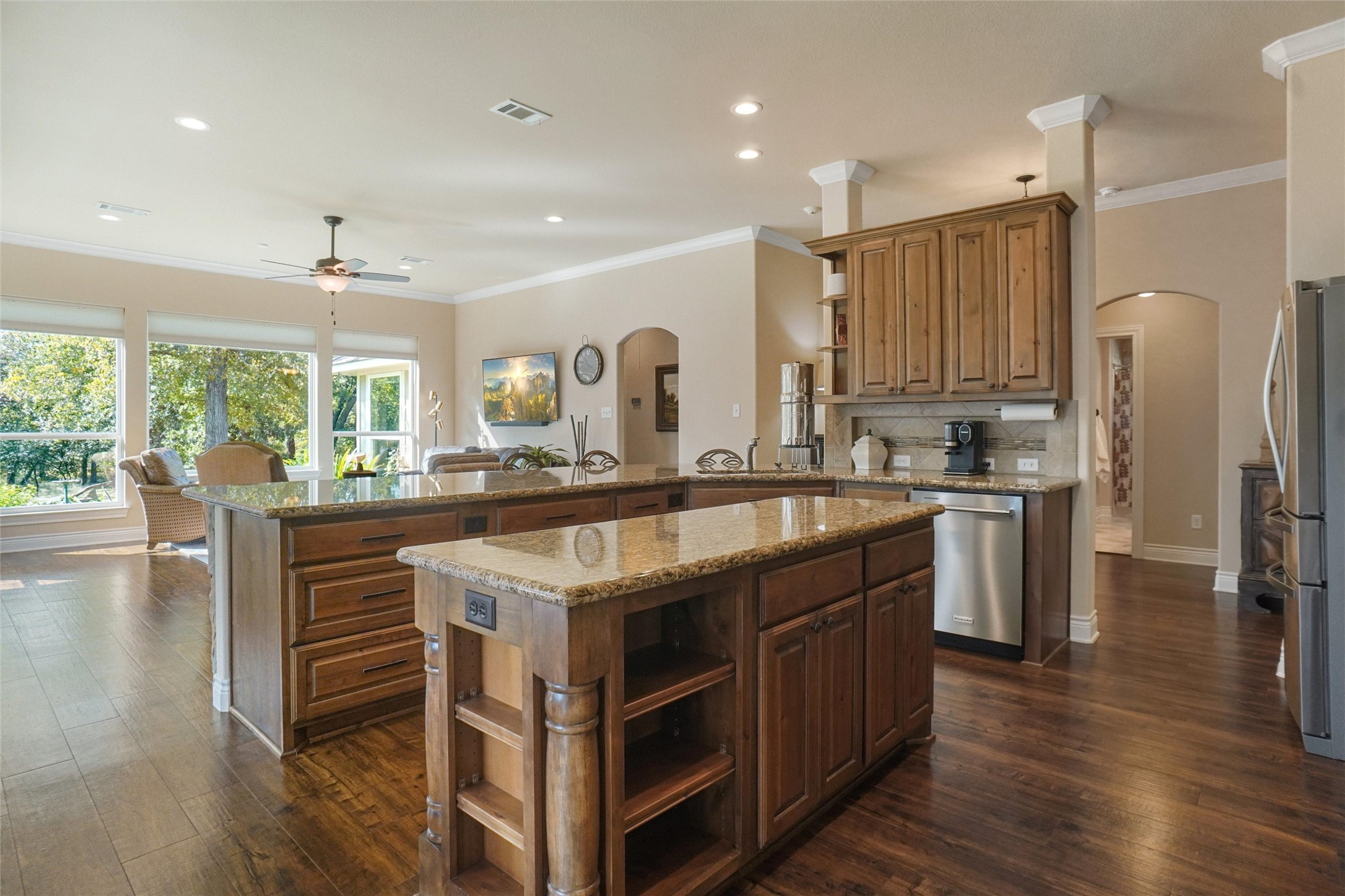 770 Carlisle Drive