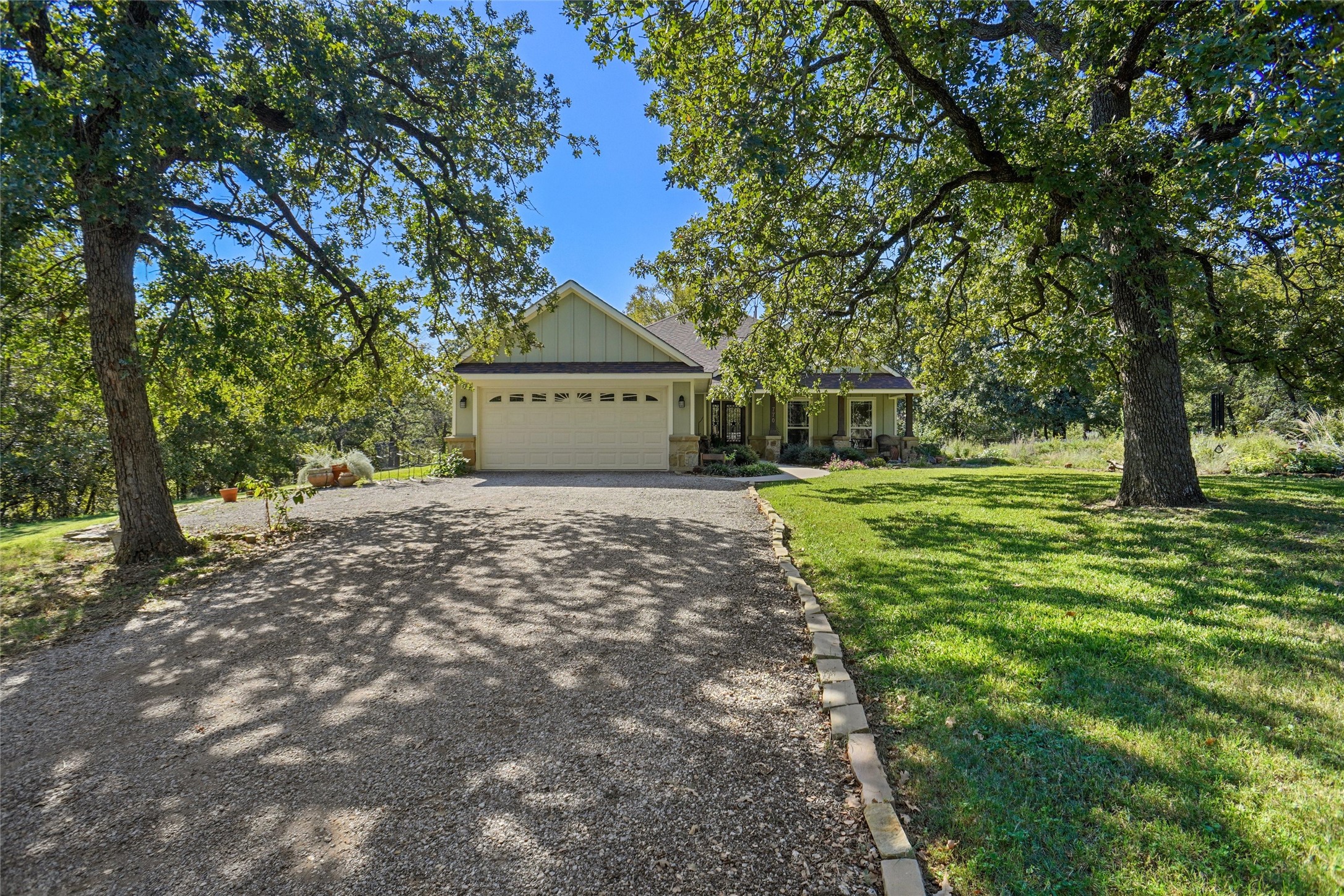 770 Carlisle Drive