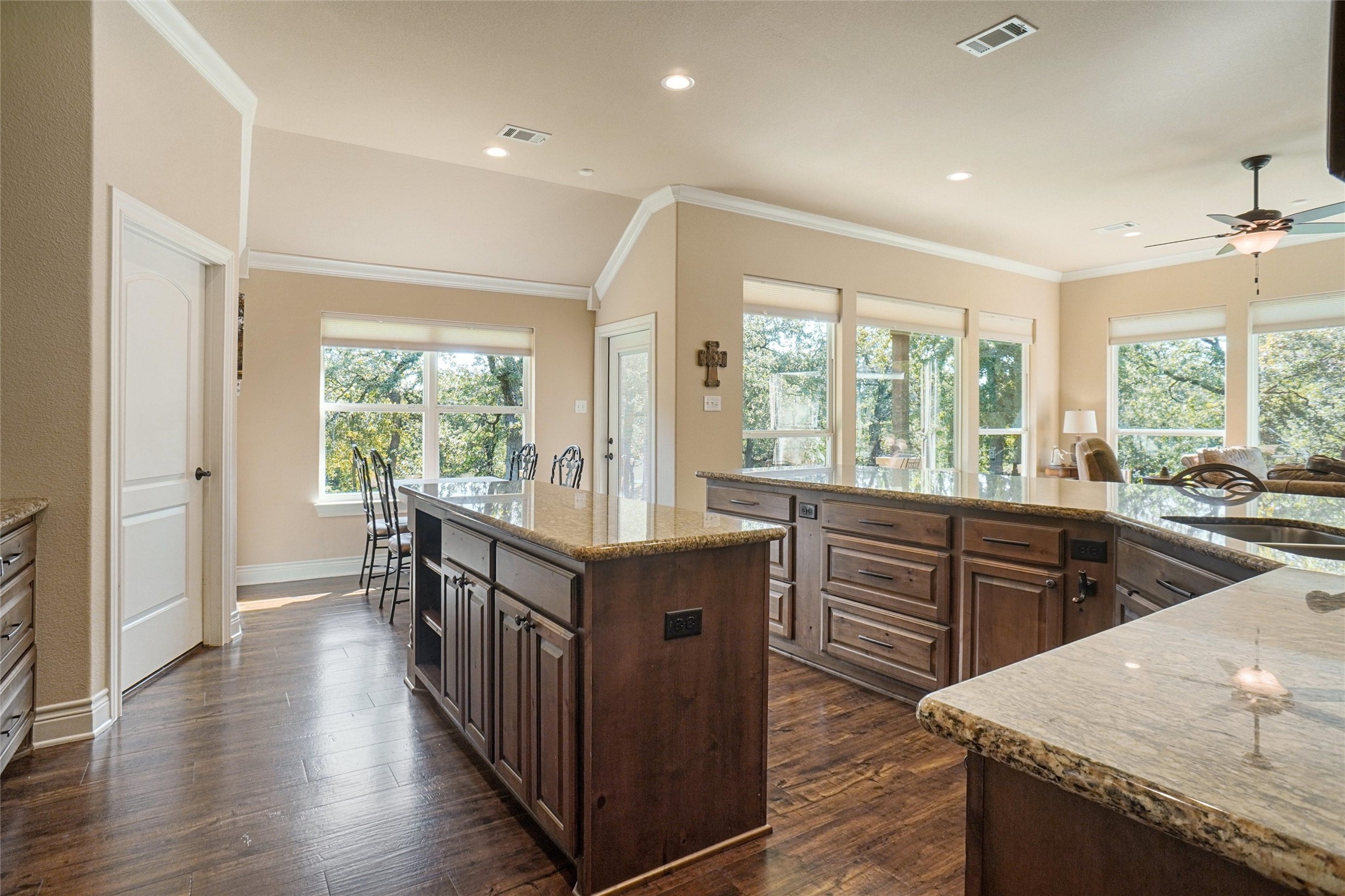 770 Carlisle Drive