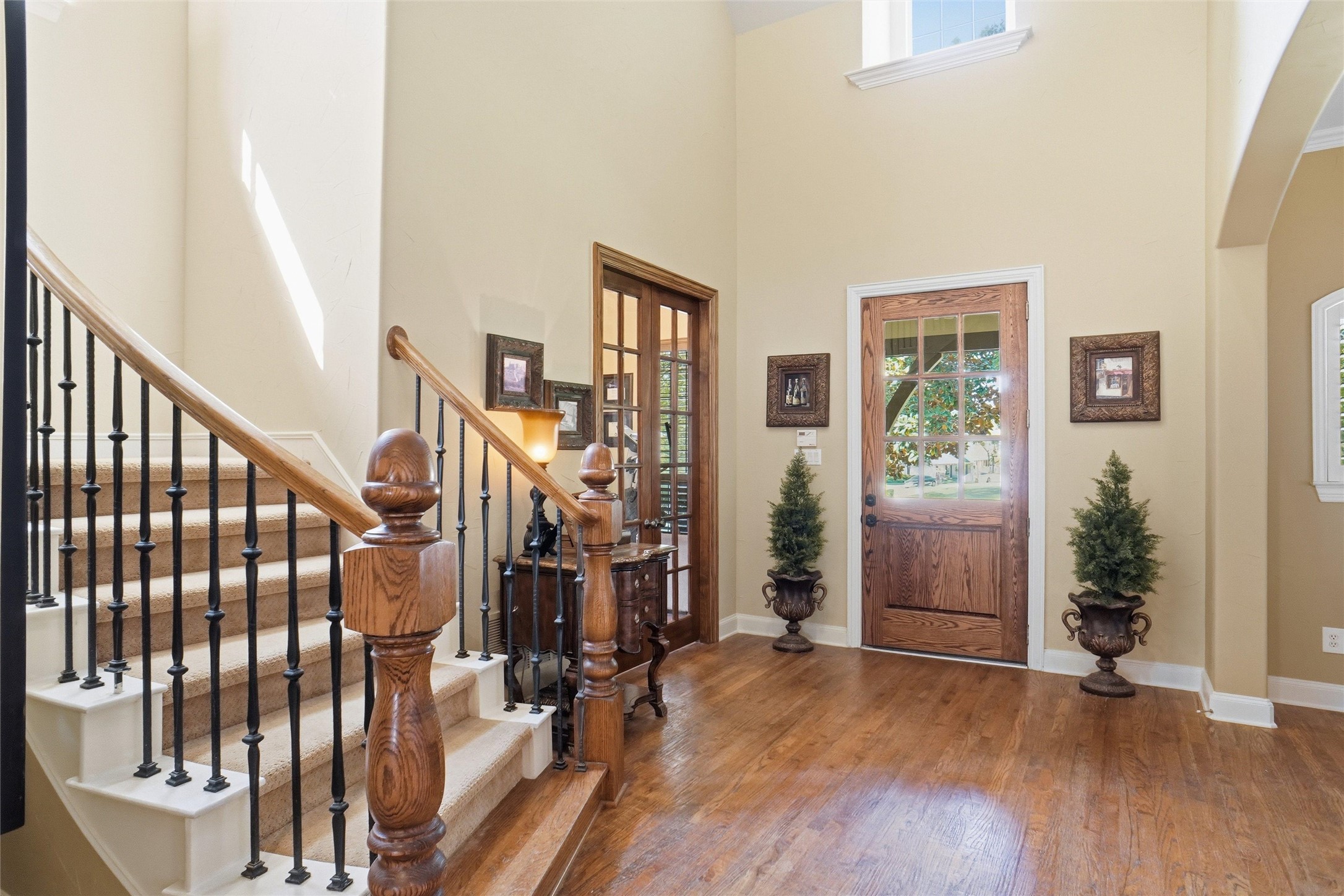 2100 Cedar Ridge Court