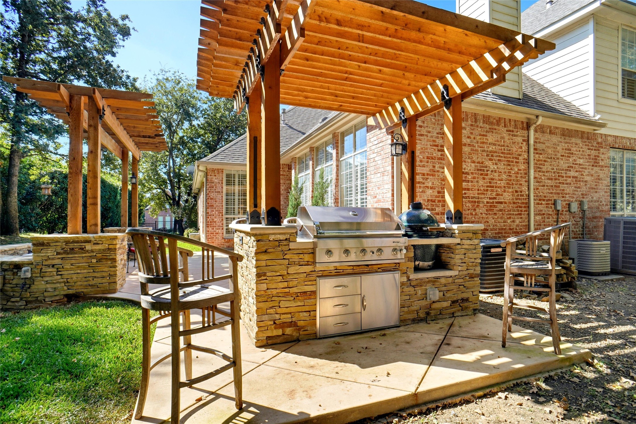 2100 Cedar Ridge Court