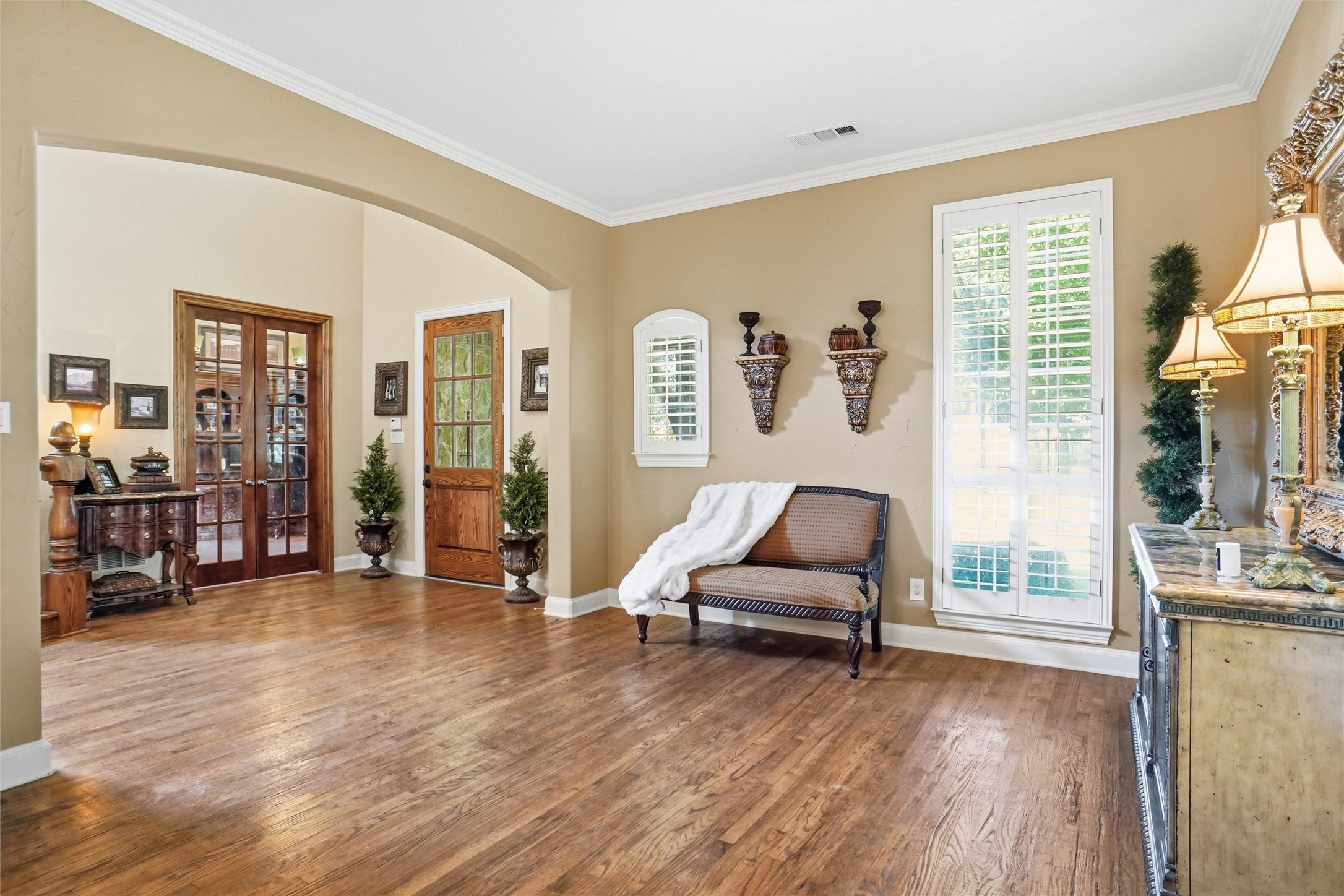 2100 Cedar Ridge Court