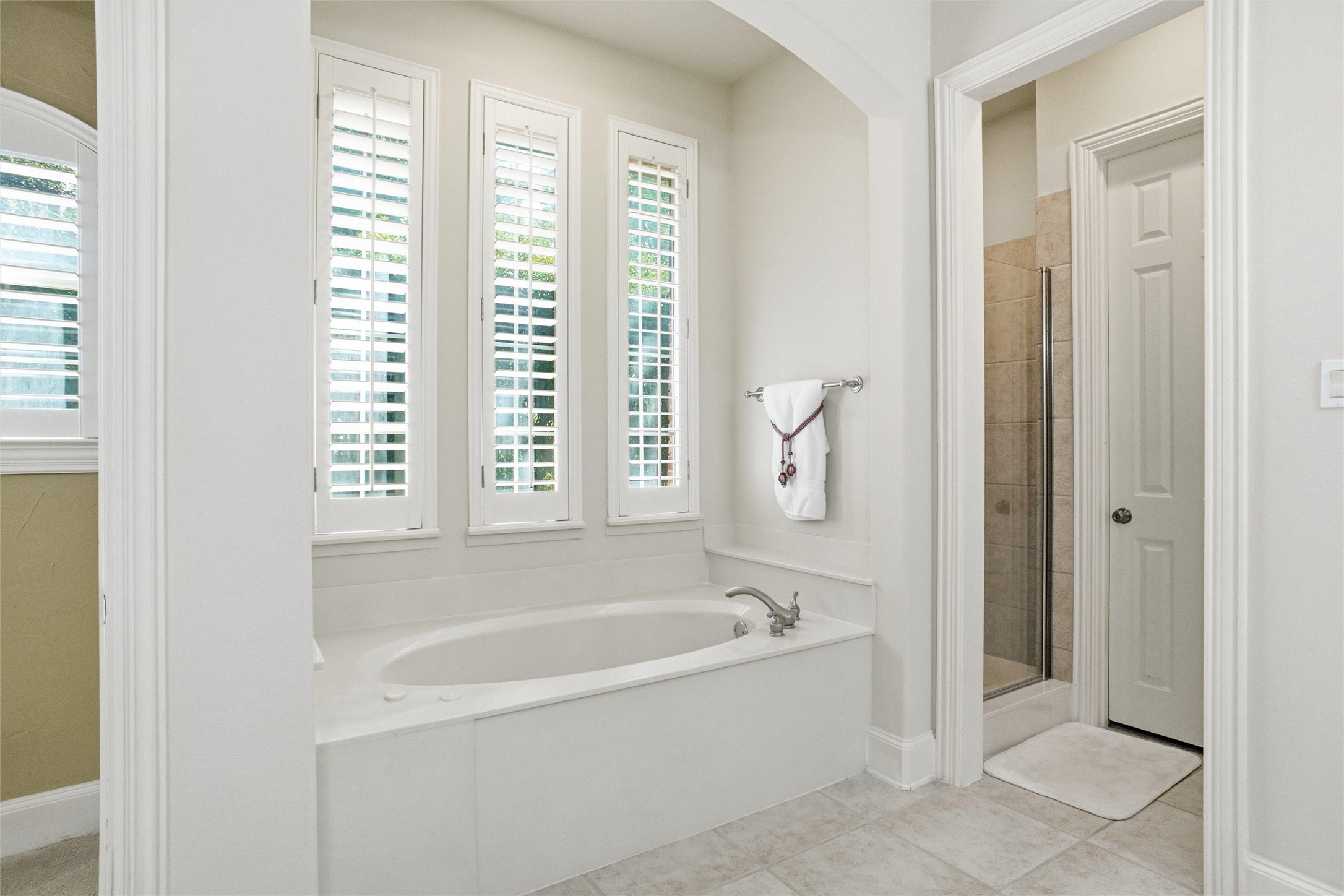 2100 Cedar Ridge Court