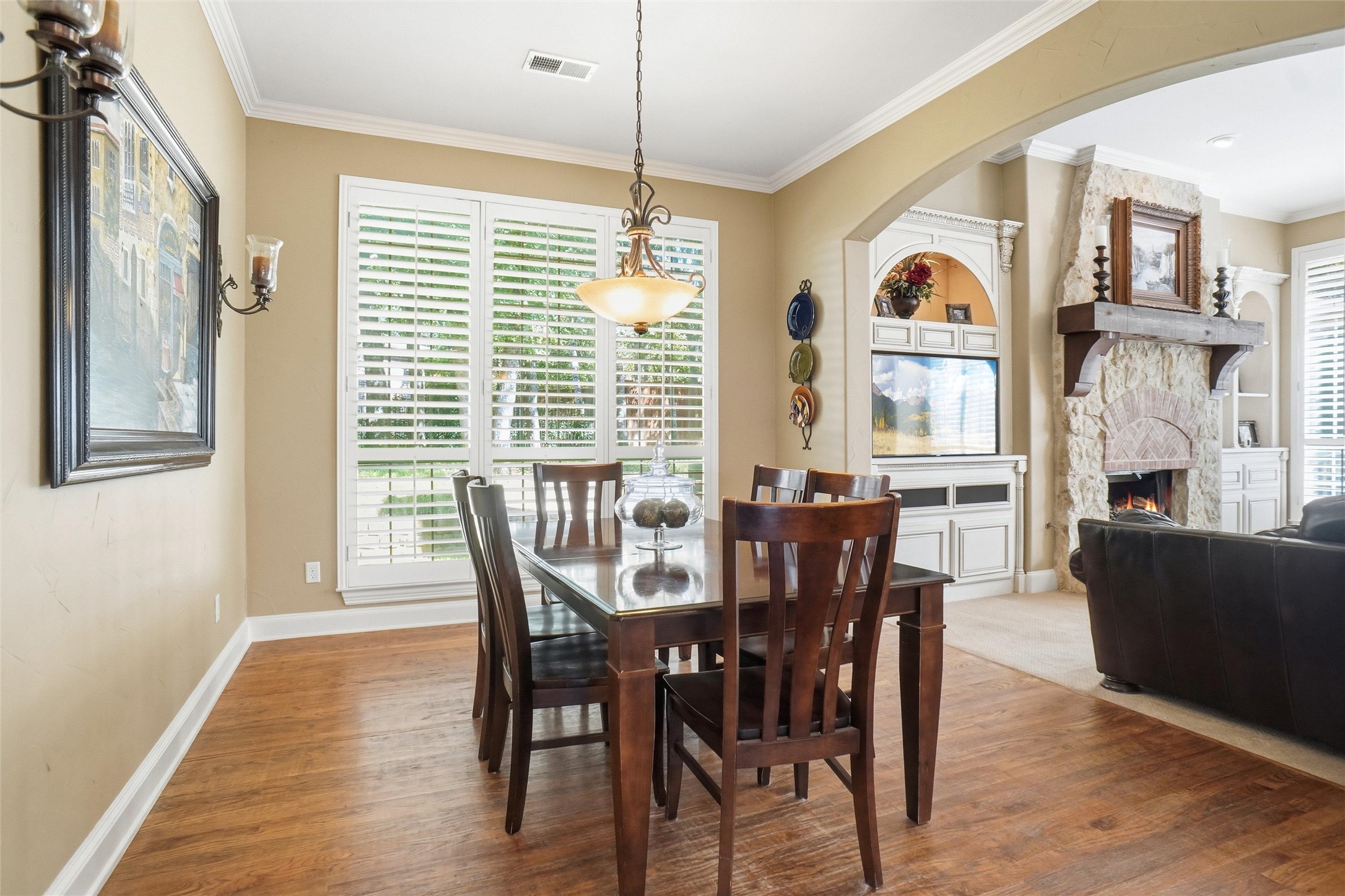 2100 Cedar Ridge Court