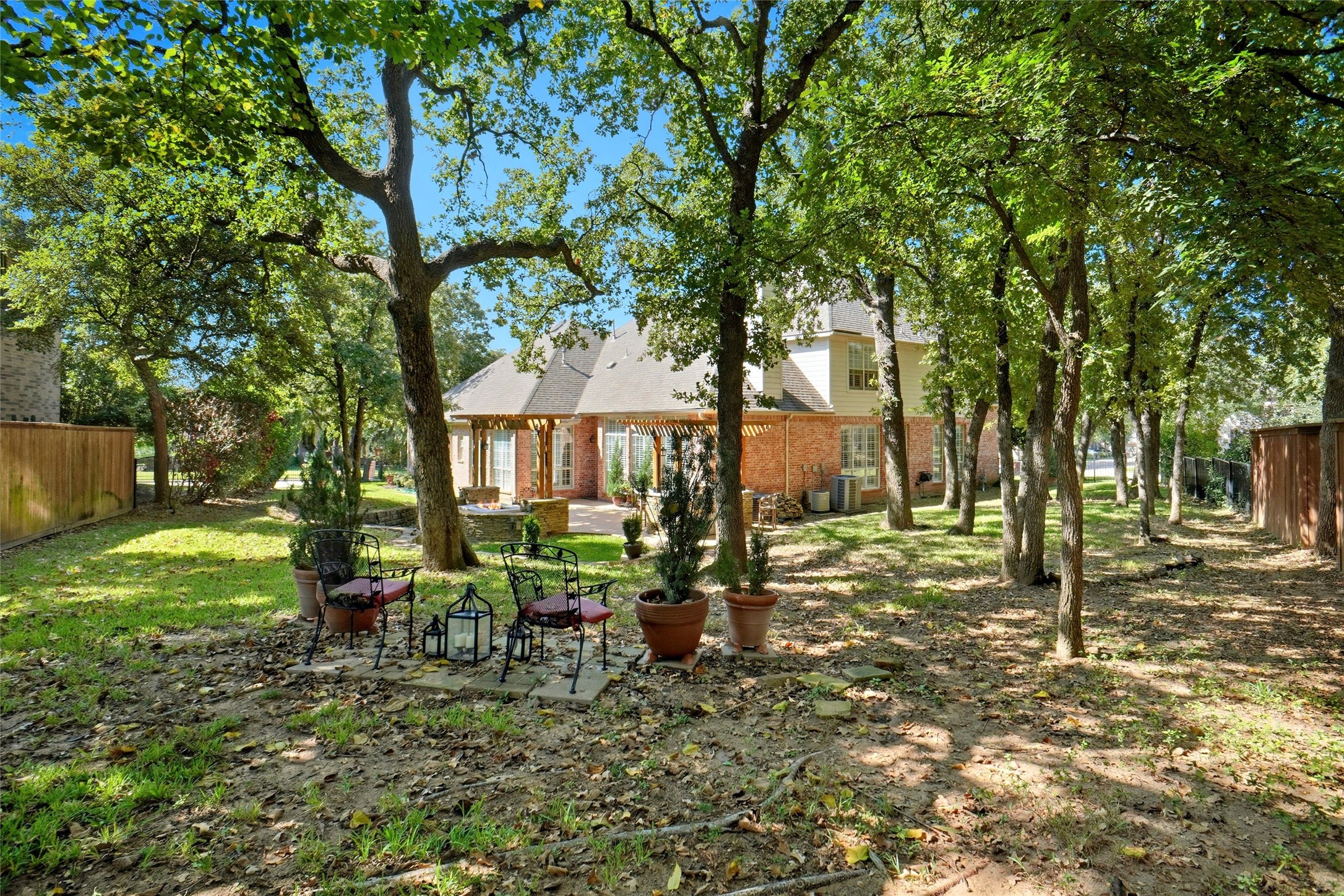 2100 Cedar Ridge Court