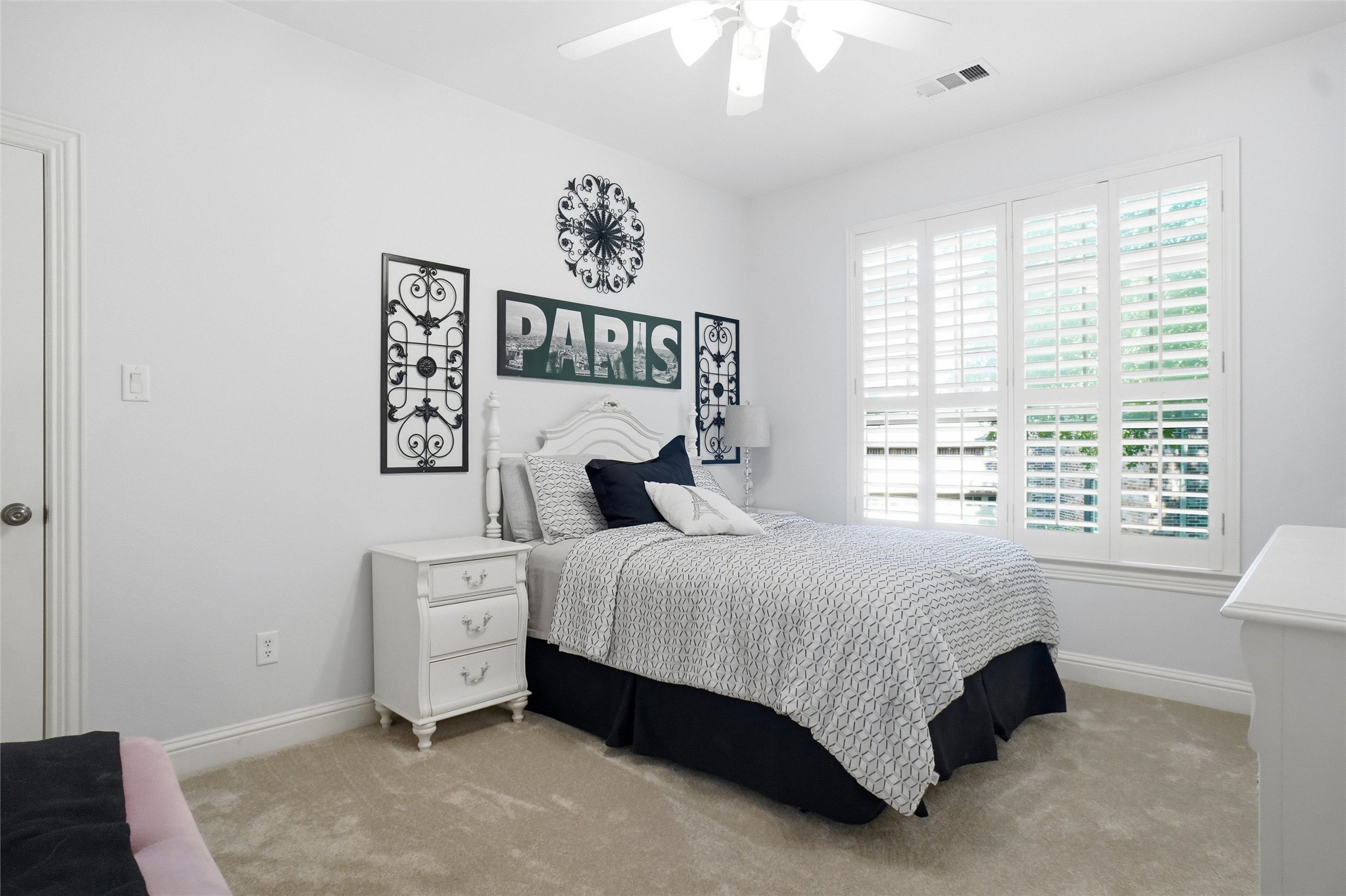 2100 Cedar Ridge Court