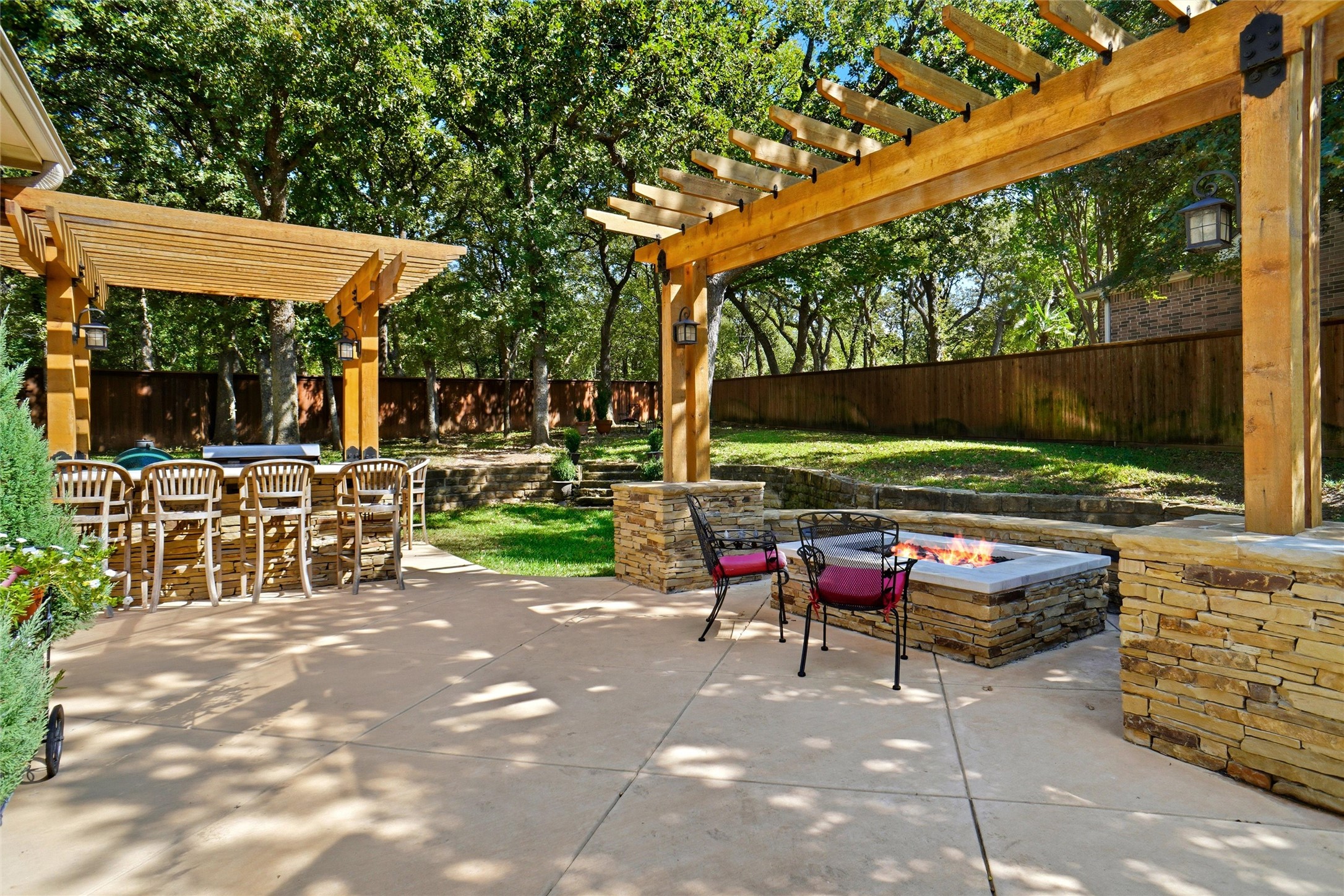 2100 Cedar Ridge Court