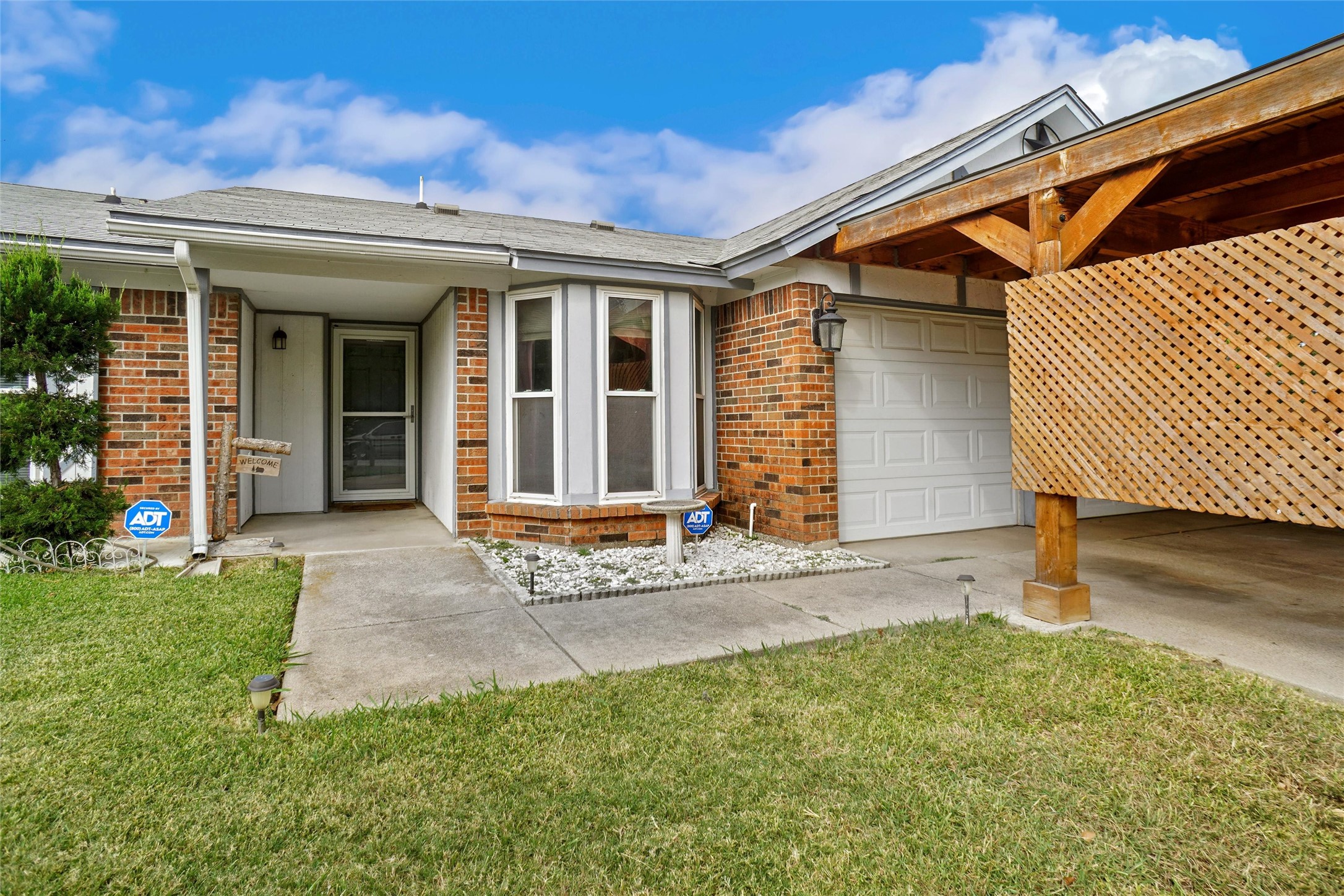 6425 Greenfield Court