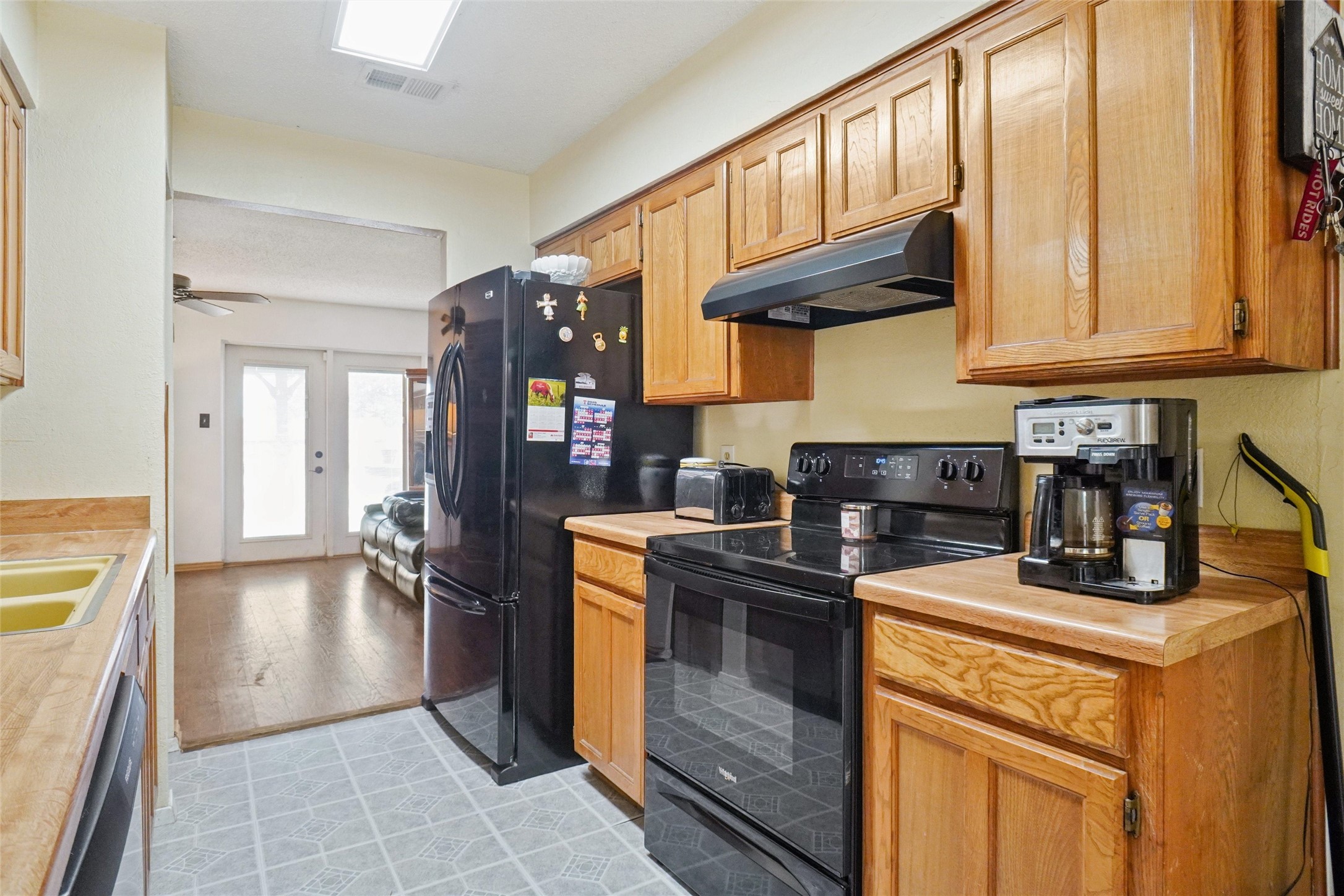 6425 Greenfield Court