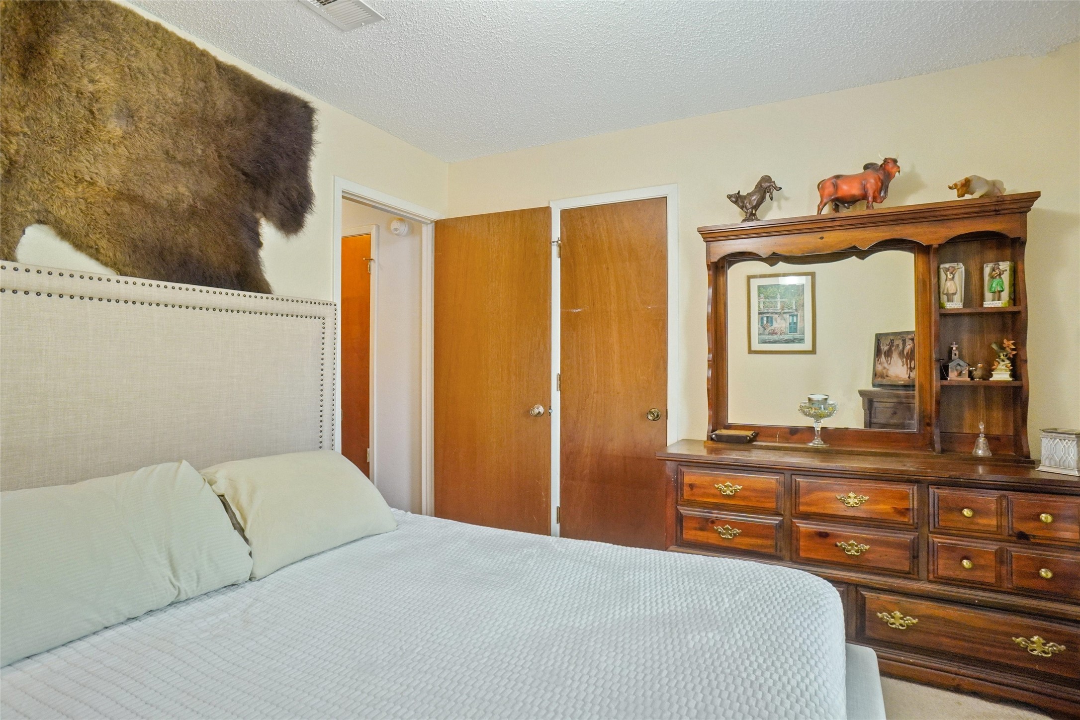 6425 Greenfield Court