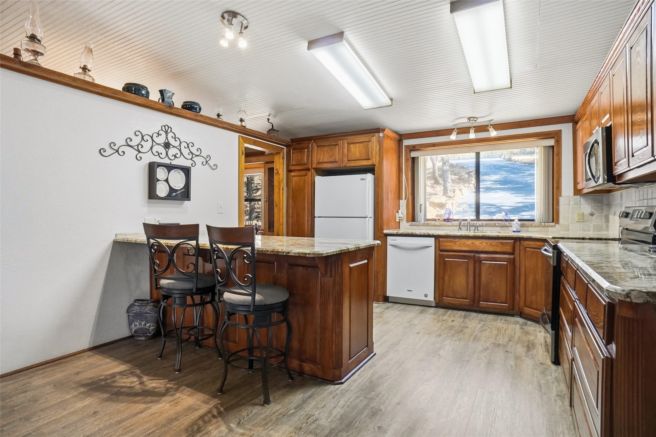 373 County Road 1742