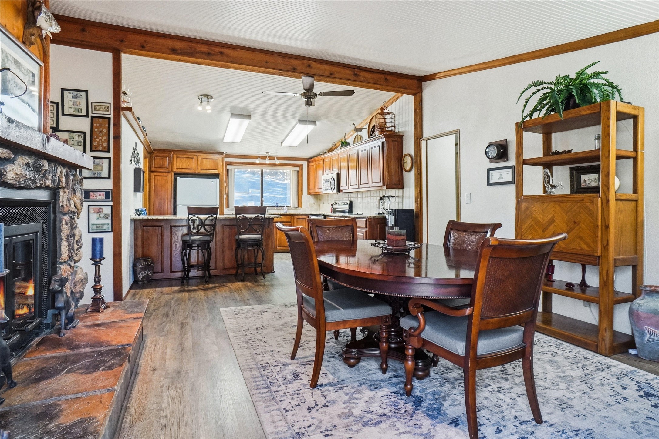 373 County Road 1742