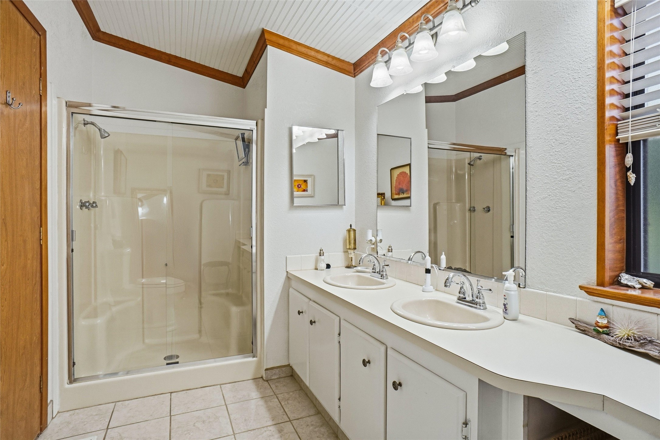 373 County Road 1742