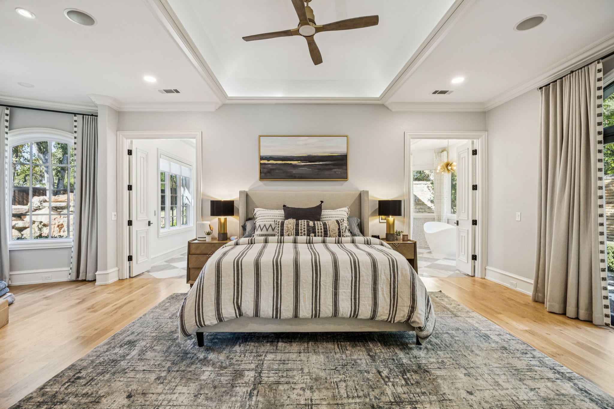 1100 LA PALOMA Court