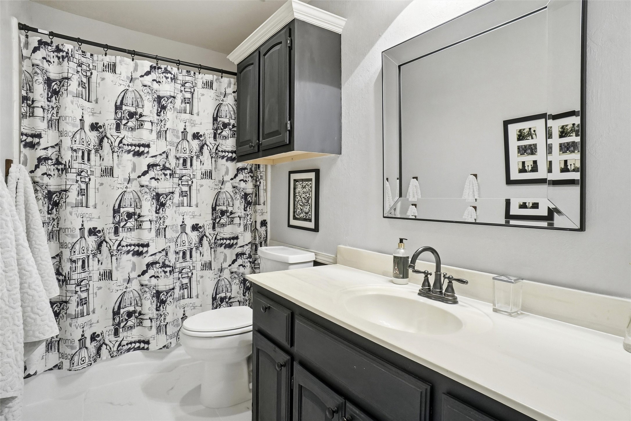 1013 Glen Chester Drive