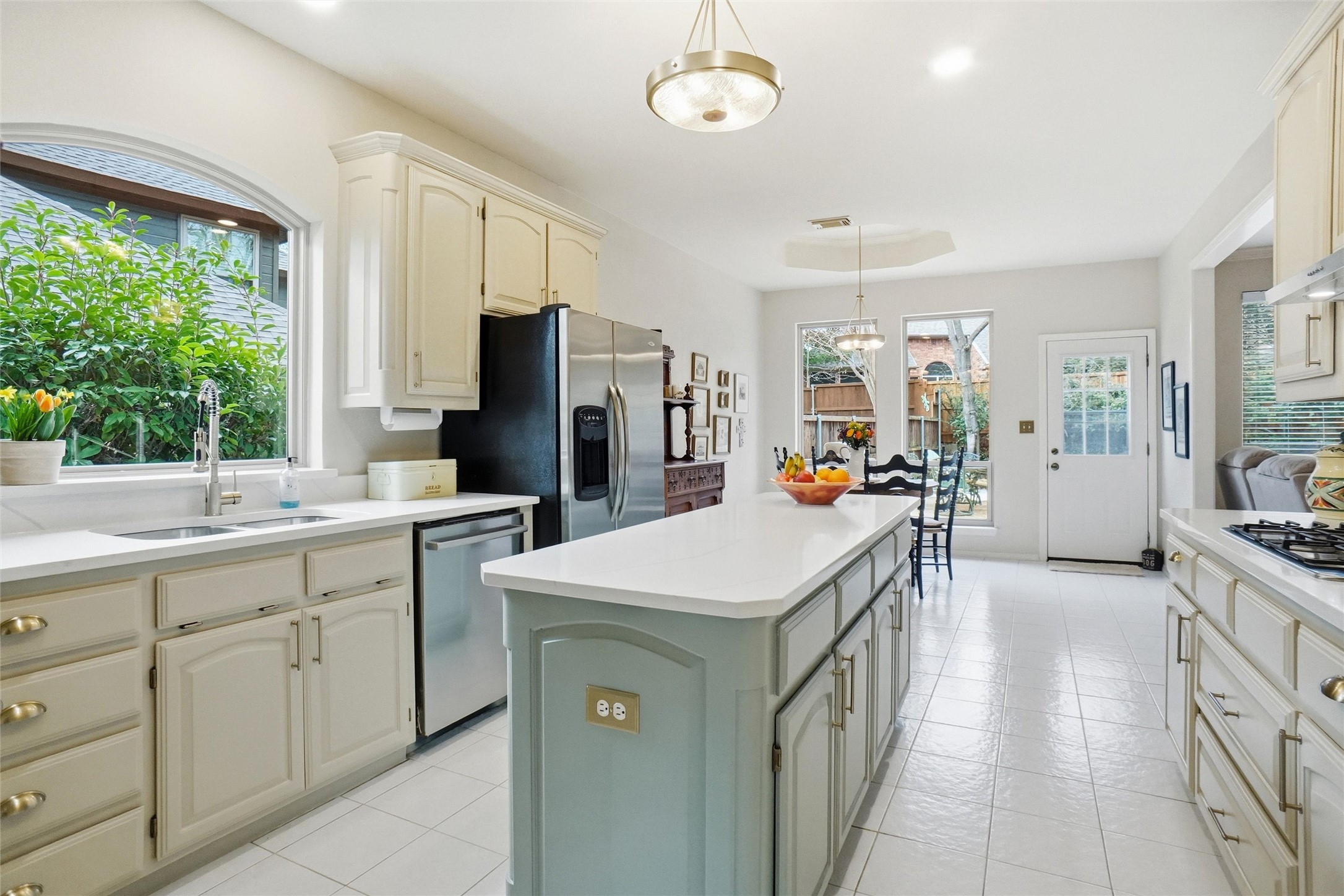 1013 Glen Chester Drive