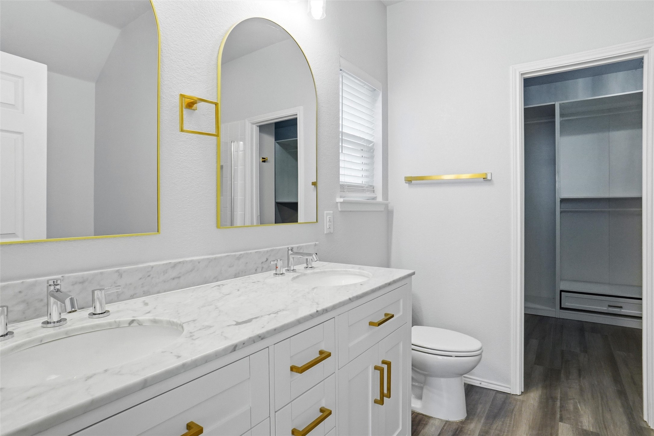 7920 Split Rock Drive